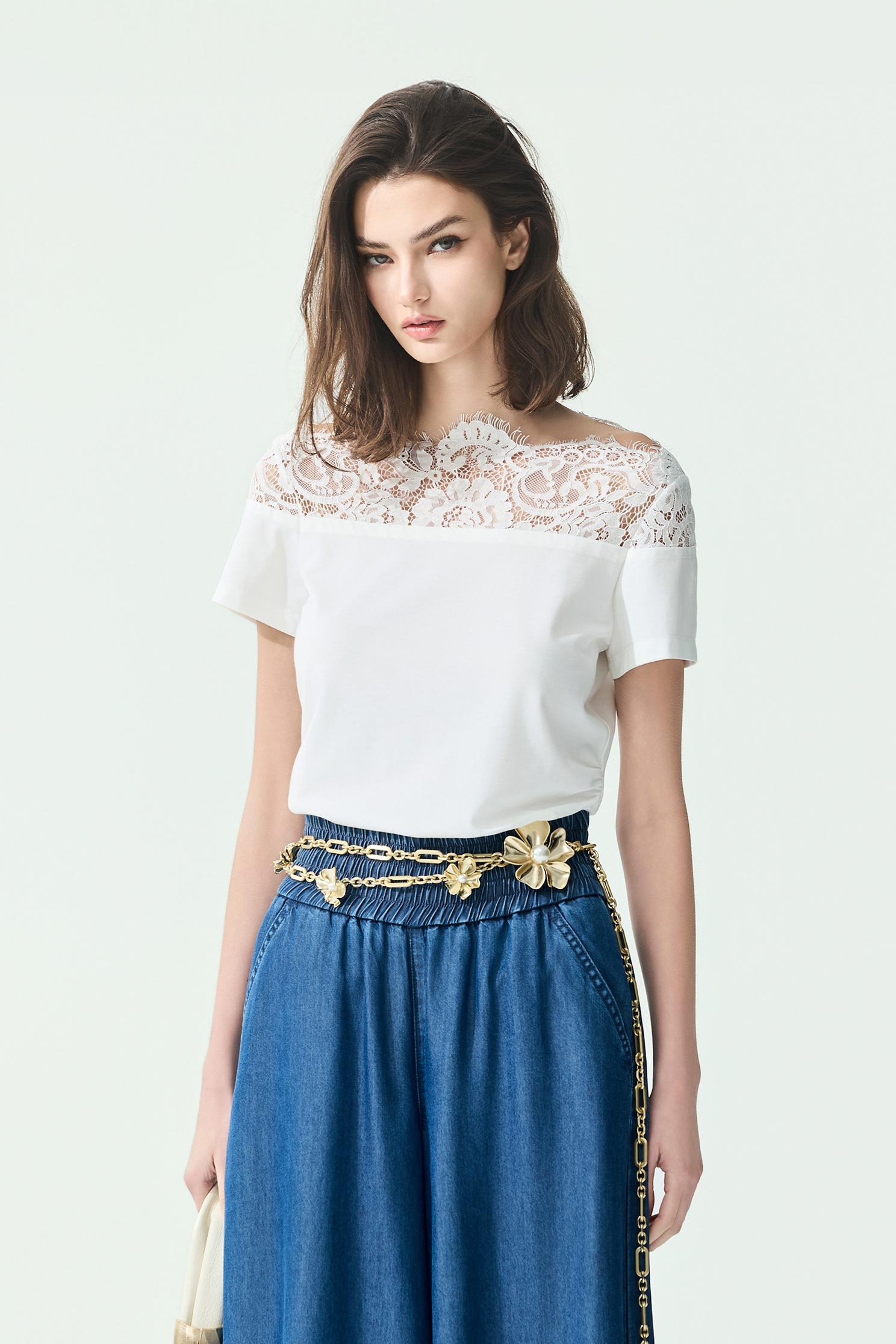 Lace Neckline Short Sleeve TeeLace Neckline Short Sleeve Tee,Tops,Season (SS) Look,White tops,Lace