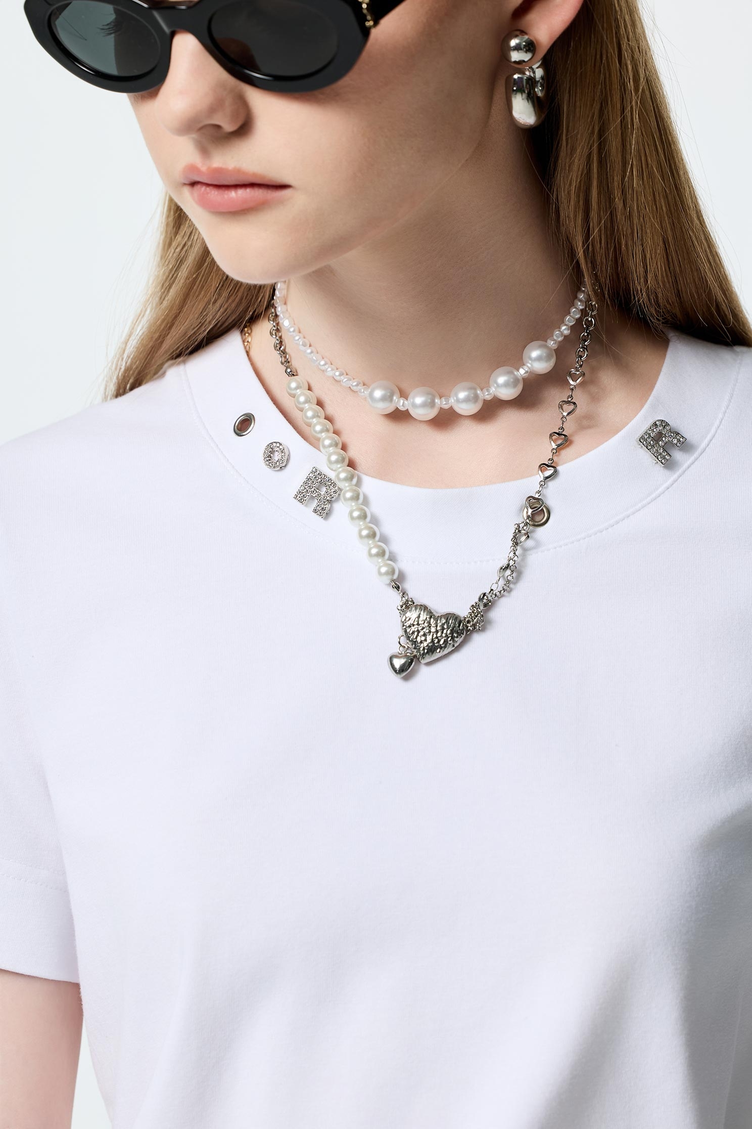 Diamonte Neckline Detail Short Sleeve TeeDiamonte Neckline Detail Short Sleeve Tee,T-shirts,Tops,White tops,Season (AW) Look