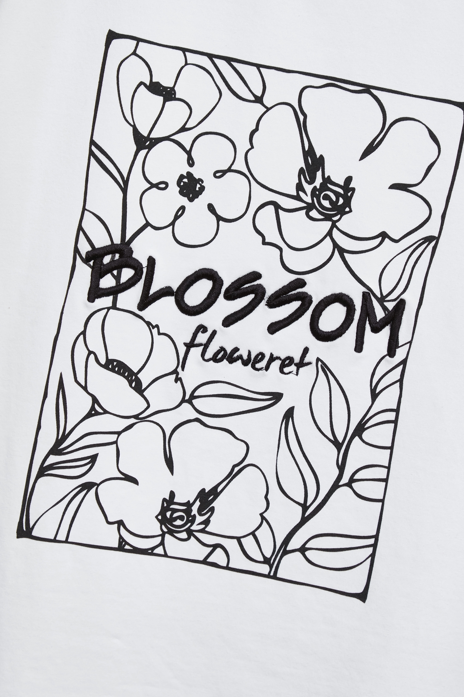 Floral Grapic Petal Sleeve TeeFloral Grapic Petal Sleeve Tee,Tops,White tops,Season (AW) Look,Cotton,Embroidered