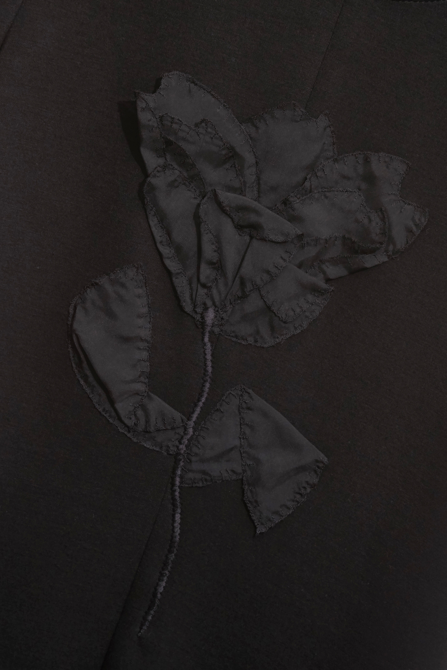 Pointed Cap Sleeve Floral Detail TopPointed Cap Sleeve Floral Detail Top,Tops,Season (AW) Look,black tops