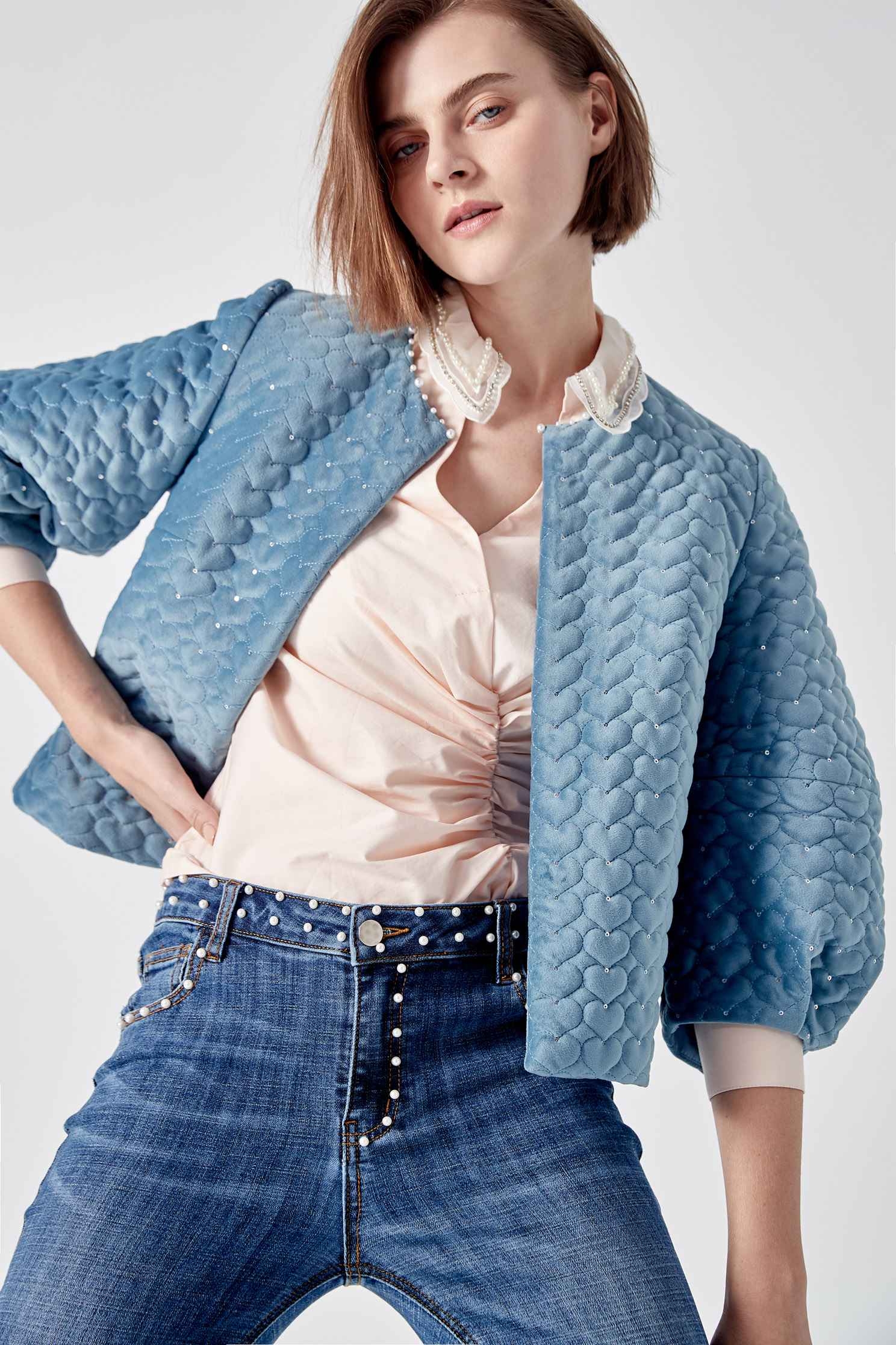 Front Gather Detail V-neck BlouseCreased effect V-neck top,V-Neck T shirts,Tops,Season (AW) Look,Pink