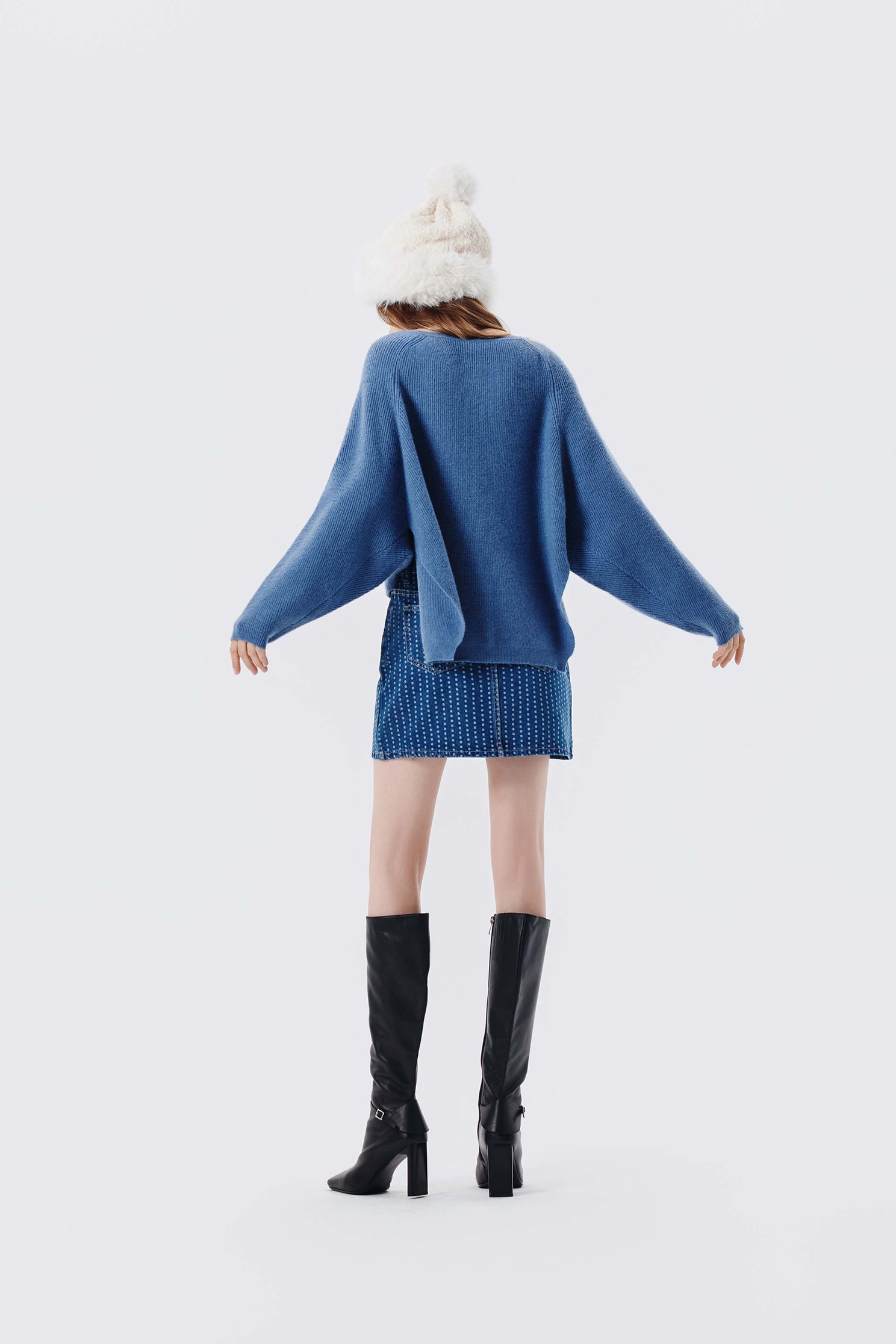 V-neck Batwing Sleeve Knit TopV-neck Batwing Sleeve Knit Top,Tops,Season (AW) Look,Valentine,Knitted,Knitted tops,Knitted tops