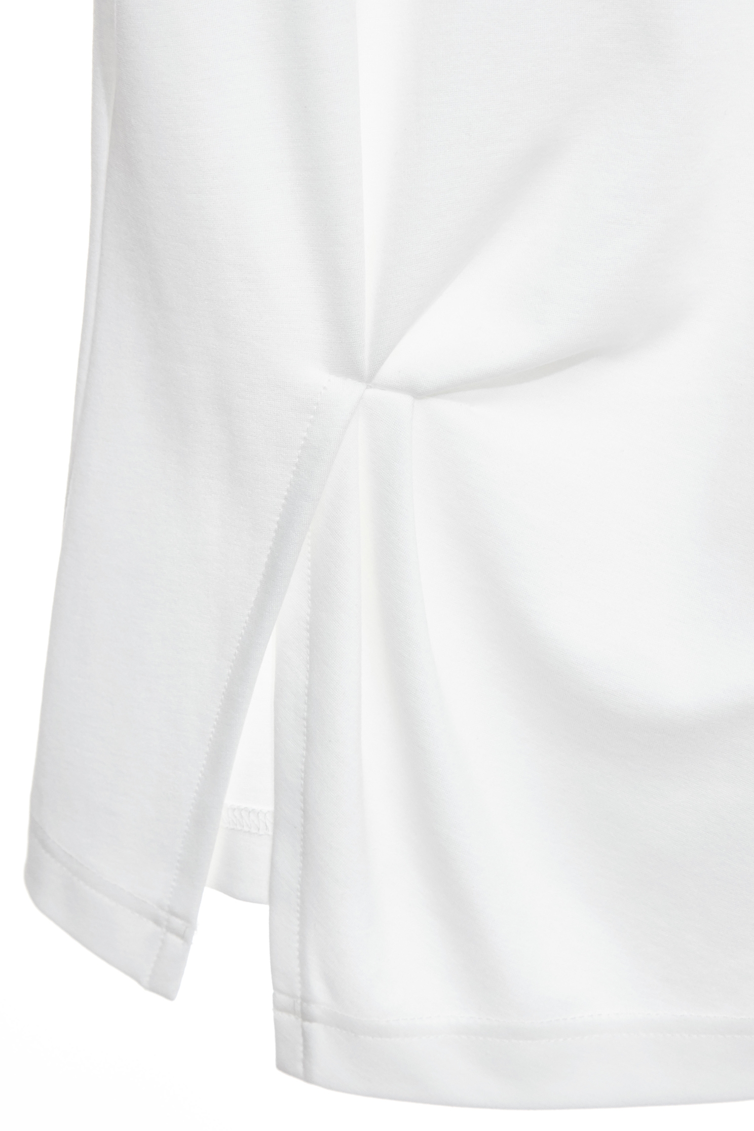 Embroidery Floral Side Slit TeeEmbroidery Floral Side Slit Tee,Tops,Embroidered,Trends,White tops,Season (AW) Look