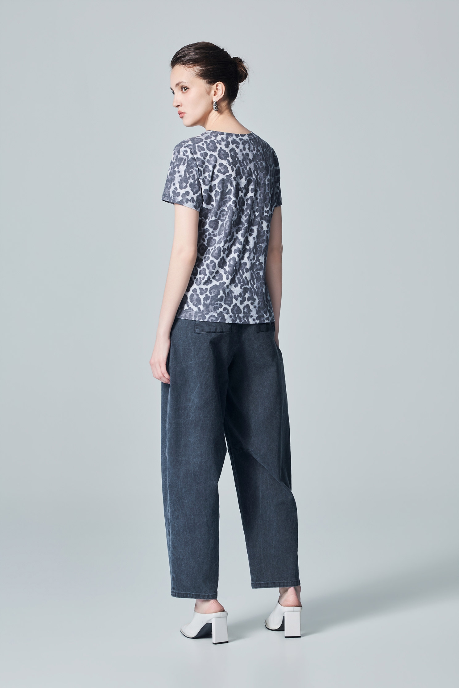 Charcoal Leopard Ink Print Style TeeCharcoal Leopard Ink Print Style Tee,T-shirts,Tops,Embroidered,Round neck tops,Season (AW) Look