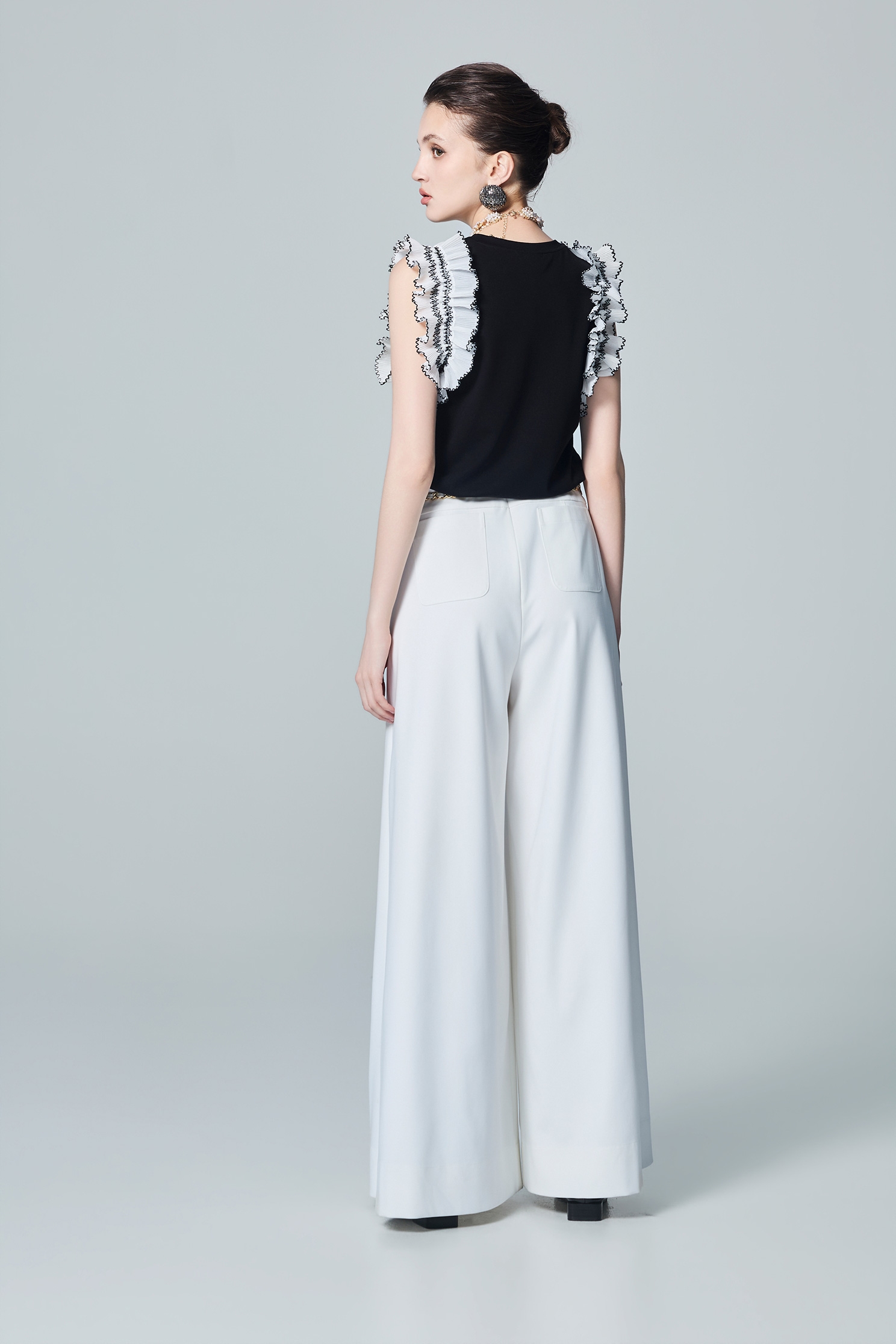 Contrast Pleated Sleeve Black TeeContrast Pleated Sleeve Black Tee,sleeveless tops,Tops,bestselling,Trends,Season (AW) Look,sleeveless tops,Chiffon,black tops