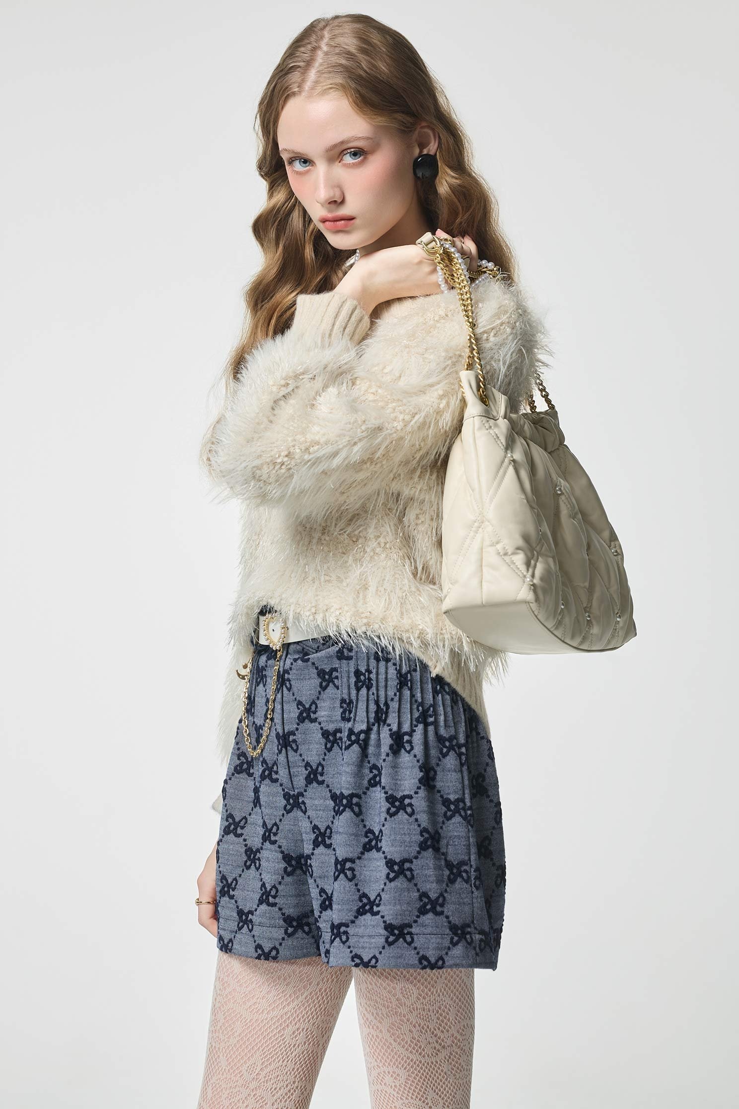 V-neck Fringe Knit TopV-neck Fringe Knit Top,Tops,Season (AW) Look,Knitted,Knitted tops