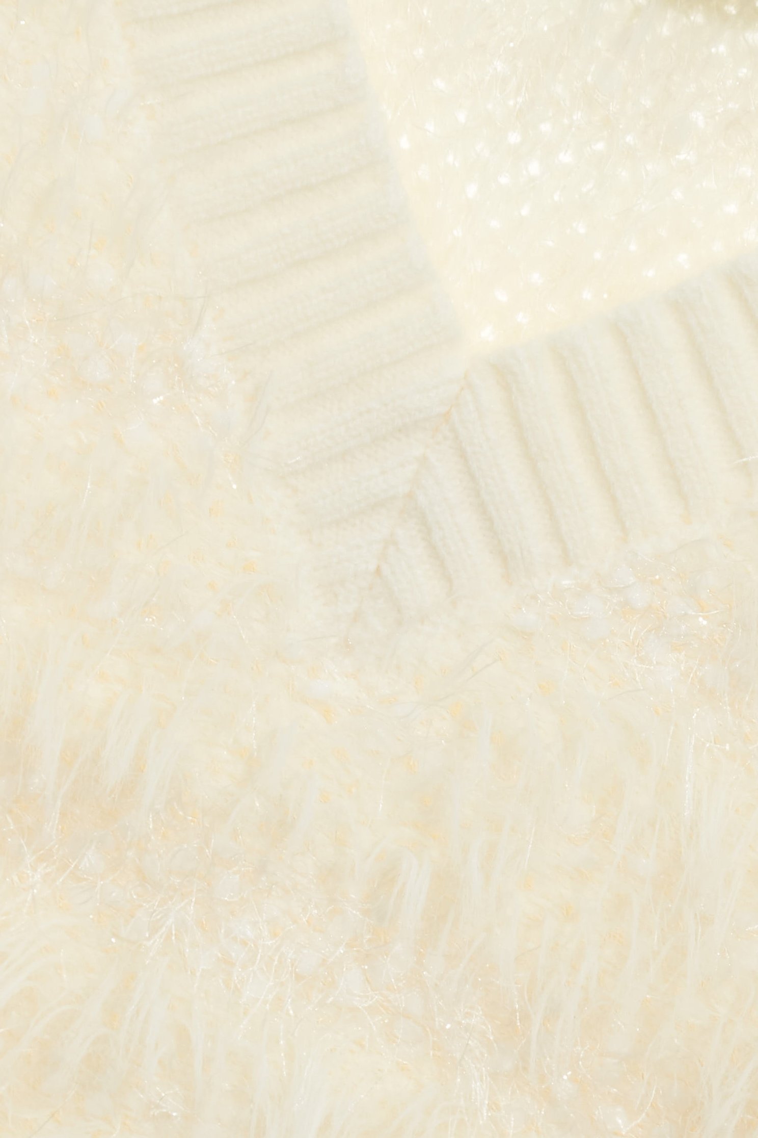 V-neck Fringe Knit TopV-neck Fringe Knit Top,Tops,Season (AW) Look,Knitted,Knitted tops