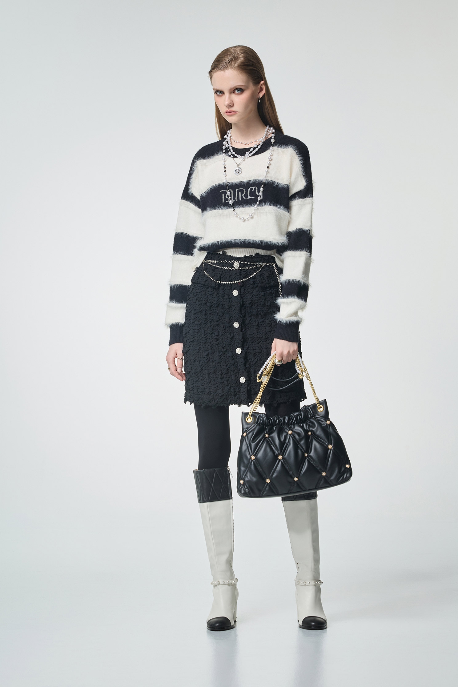 Black White Contrast Knit TopBlack White Contrast Knit Top,Office Looks,Season (AW) Look,Valentine,Embroidered,Knitted,Knitted tops