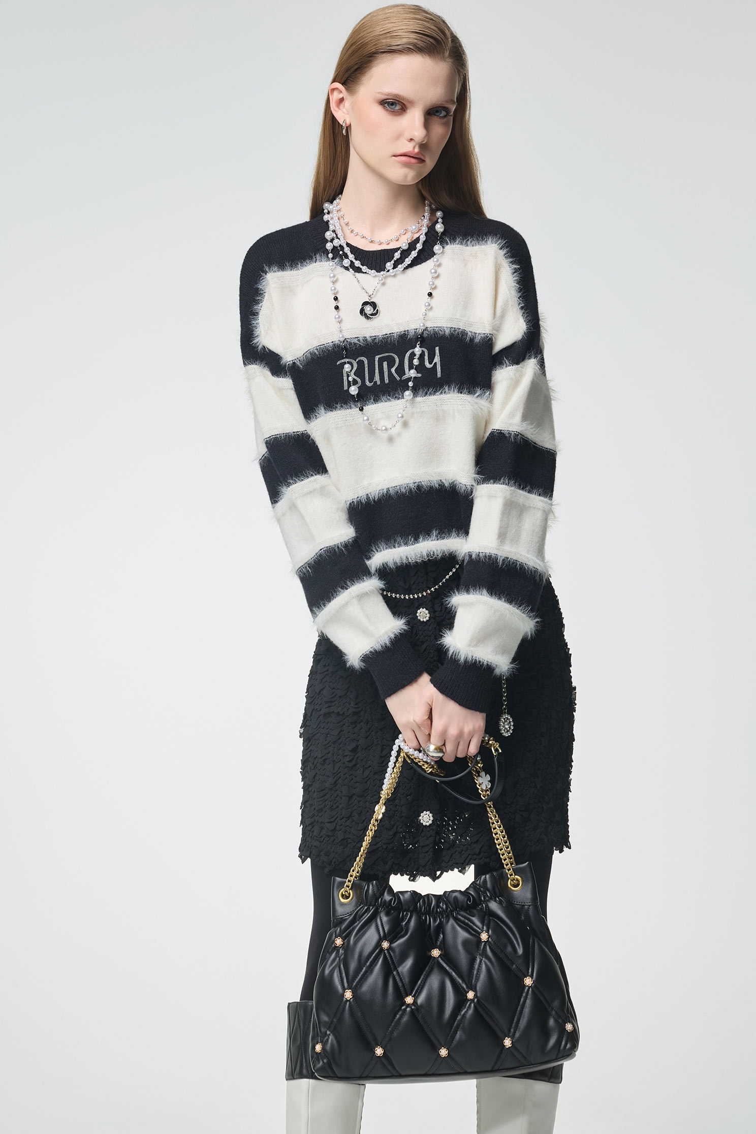 Black White Contrast Knit TopBlack White Contrast Knit Top,Office Looks,Season (AW) Look,Valentine,Embroidered,Knitted,Knitted tops