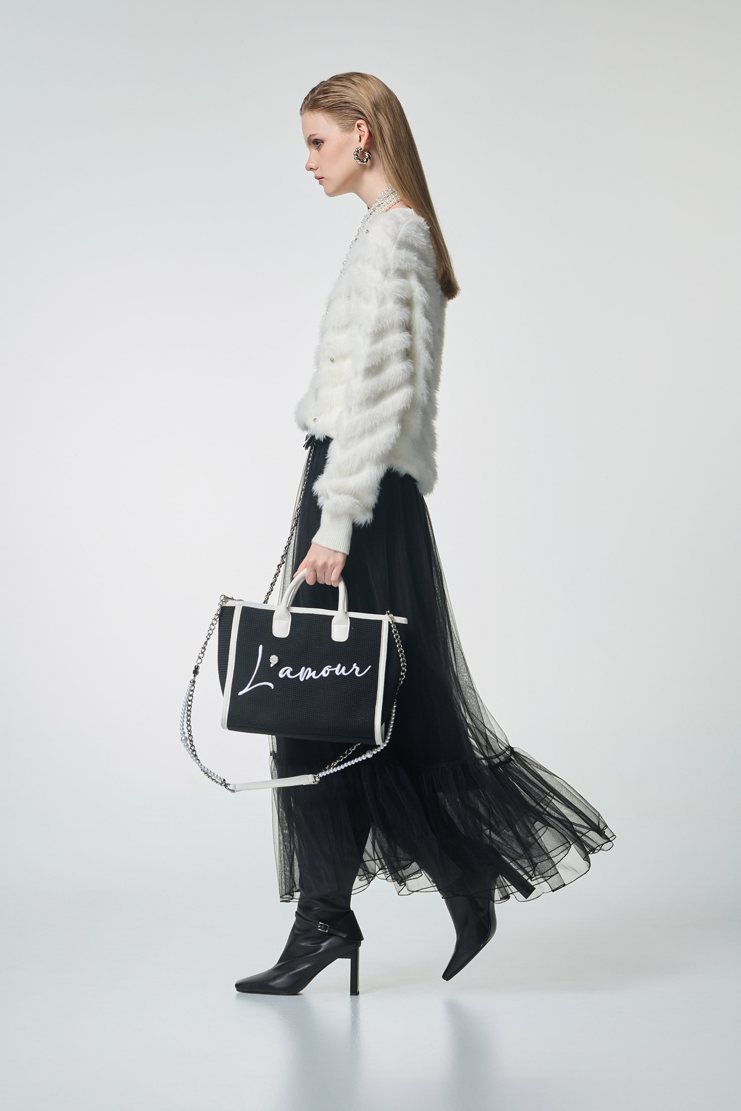 Beaded Faux Fur White TopBeaded Faux Fur White Top,Office Looks,bestselling,Season (AW) Look,Valentine,Knitted,Knitted tops