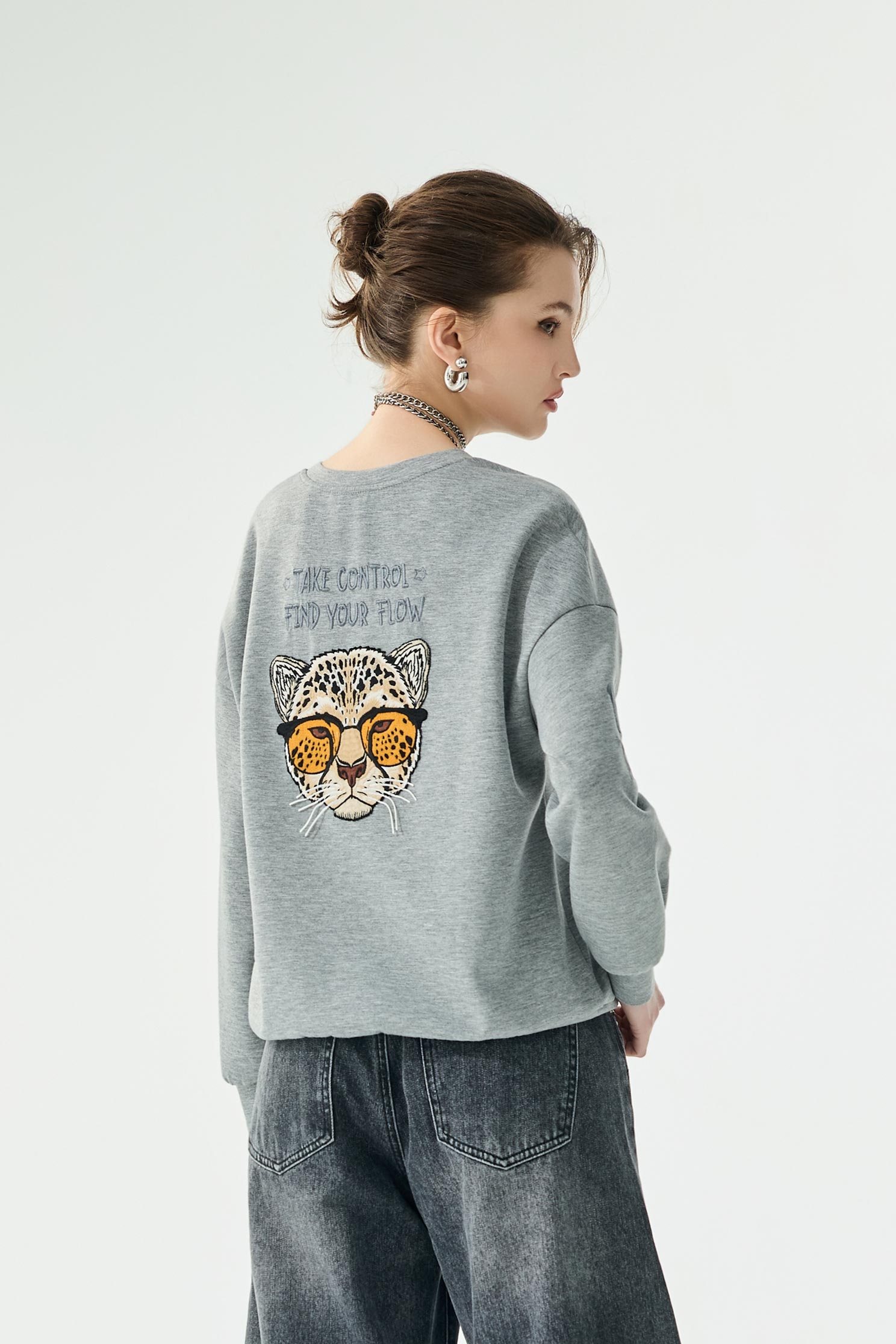 Tiger Graphic Long Sleeve TopTiger Graphic Long Sleeve Top,Tops,Embroidered,Season (AW) Look
