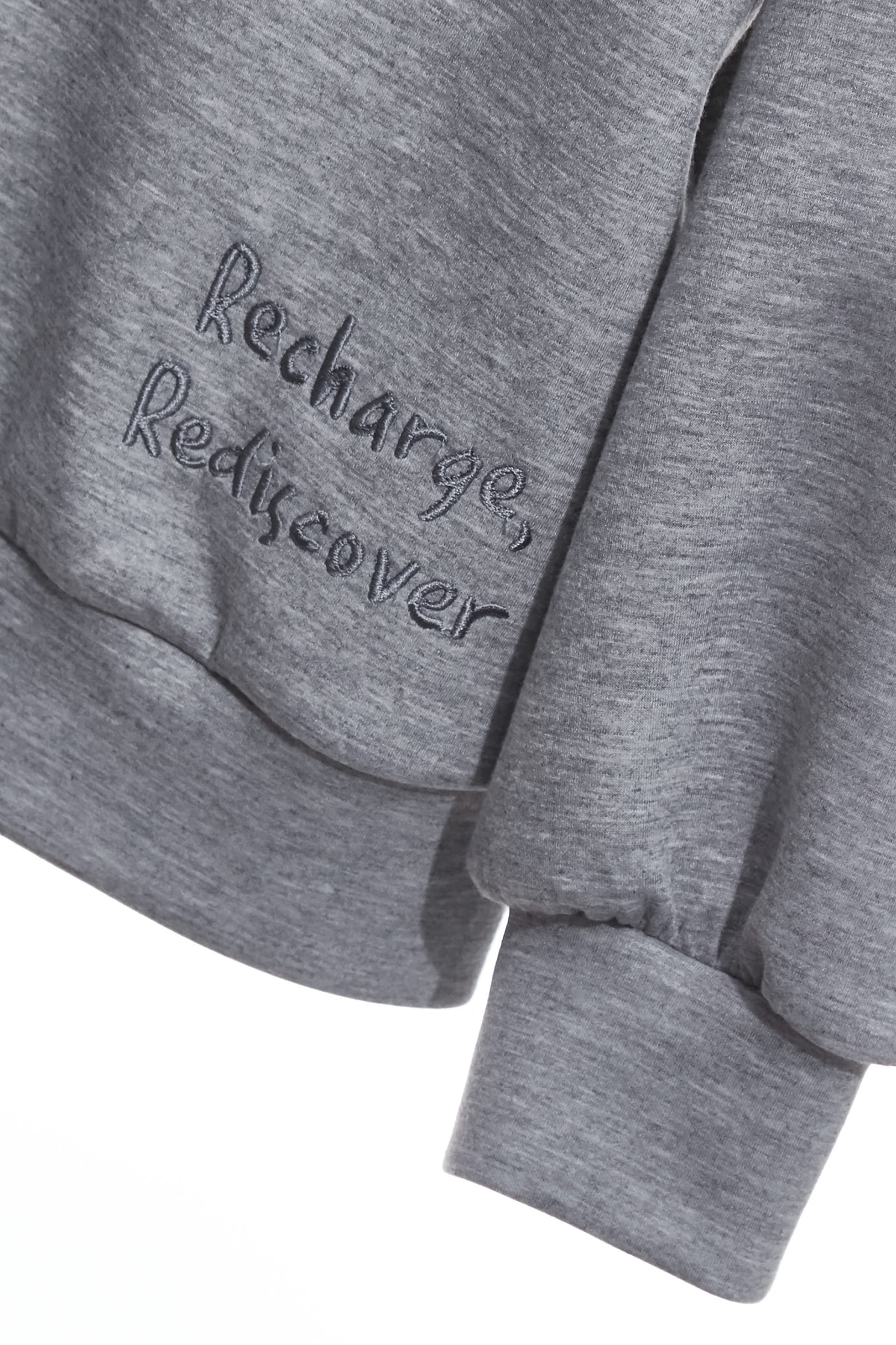 Tiger Graphic Long Sleeve TopTiger Graphic Long Sleeve Top,Tops,Embroidered,Season (AW) Look