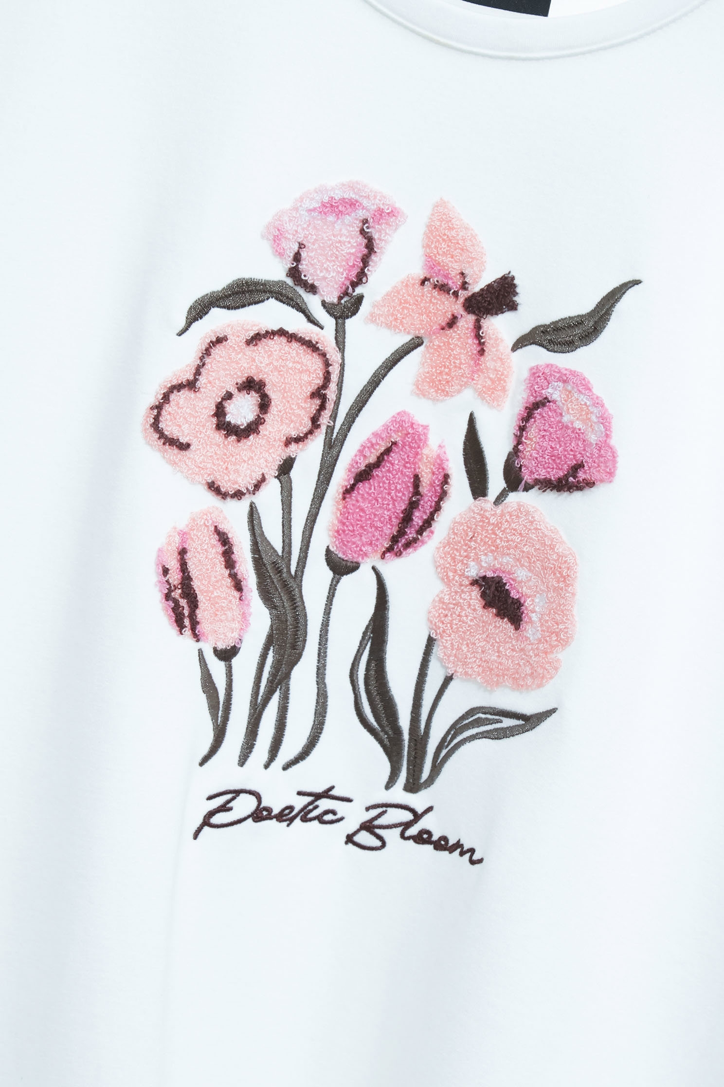 Floral Graphic Short Sleeve TeeFloral Graphic Short Sleeve Tee,Tops,White tops,Season (AW) Look,Knitted