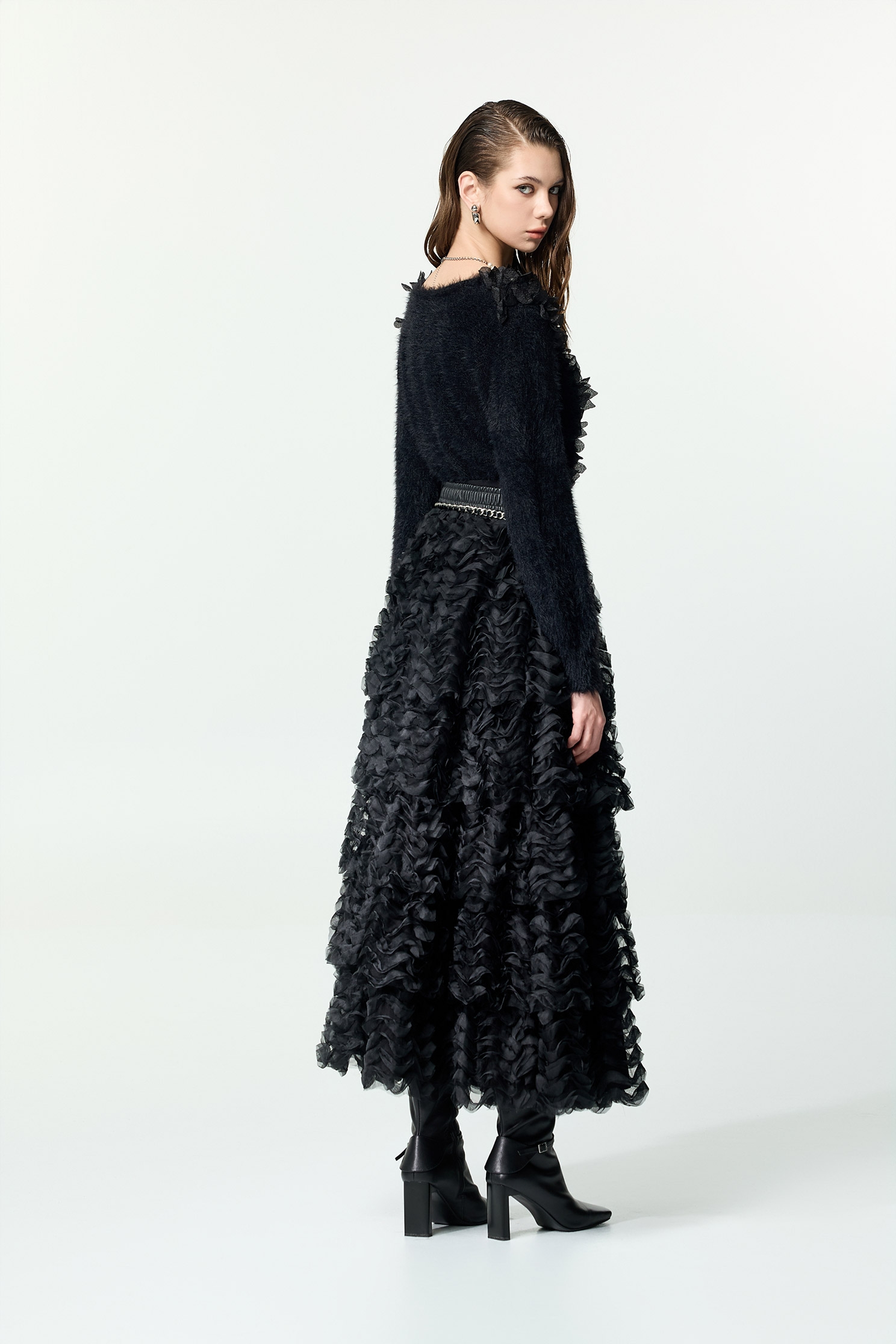 3-D Floral Detail Faux Fur Knit Top3-D Floral Detail Faux Fur Knit Top,Tops,pearl,Season (AW) Look,Knitted,Knitted tops,black tops