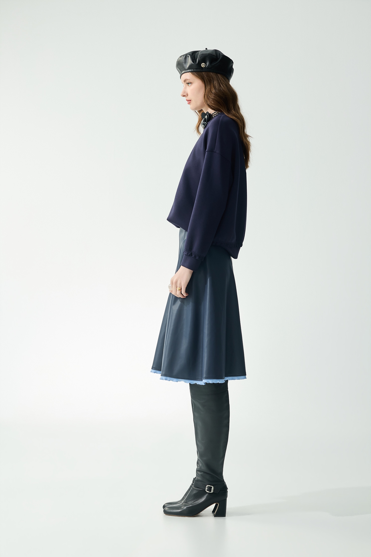 Braided Rabbit Graphic Long Sleeve TopBraided Rabbit Graphic Long Sleeve Top,Tops,Season (AW) Look