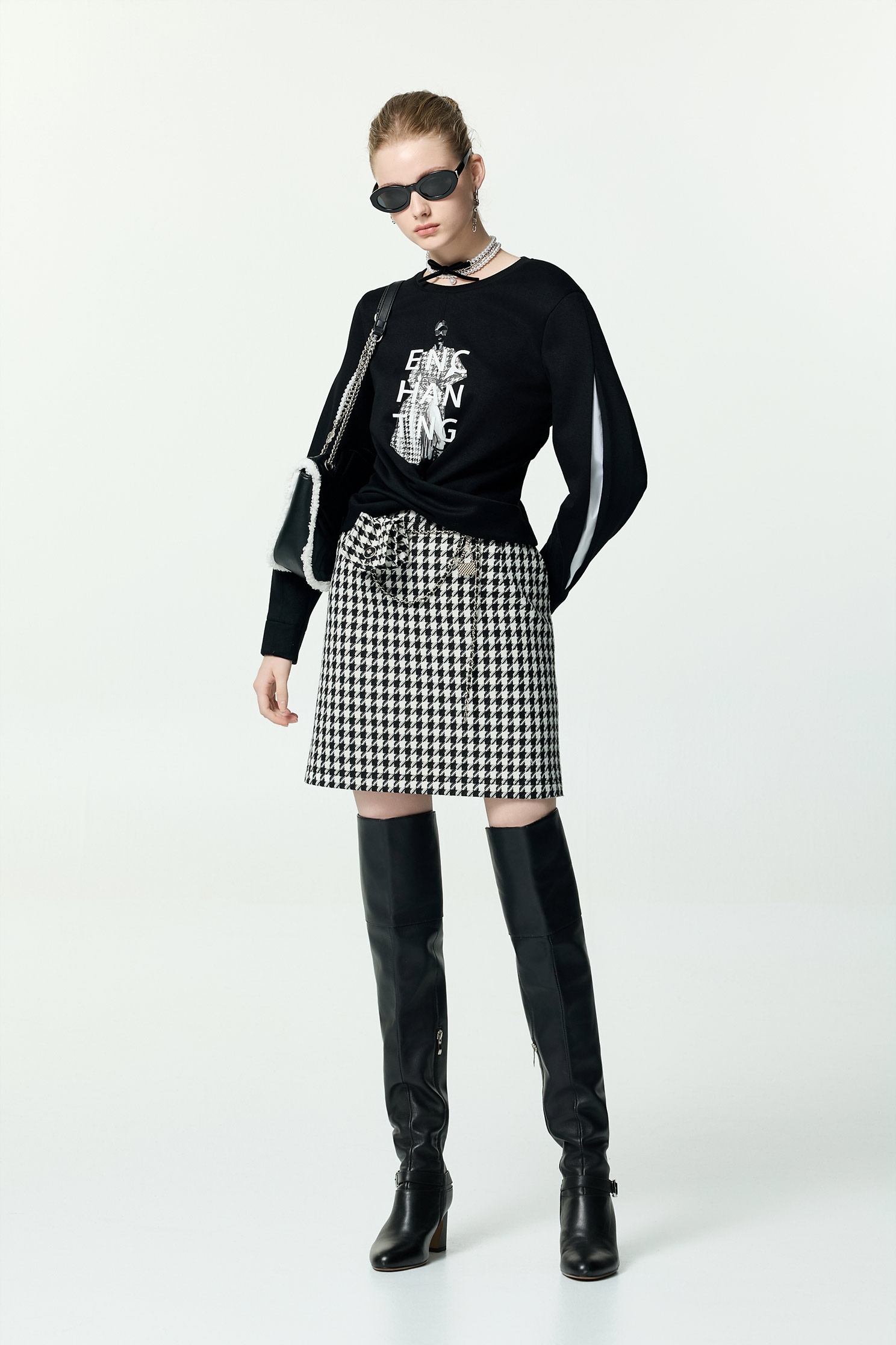 Front Graphic Print Long Sleeve TopFront Graphic Print Long Sleeve Top,Tops,Season (AW) Look,black tops