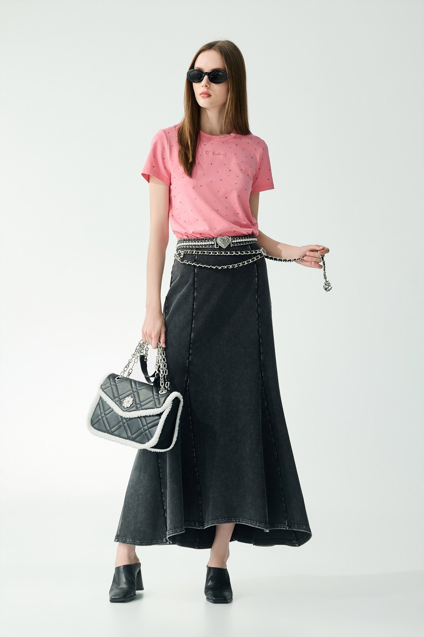 Short Sleeve Iron On Sequin TeeShort Sleeve Iron On Sequin Tee,Tops,Embroidered,Season (AW) Look,Cotton