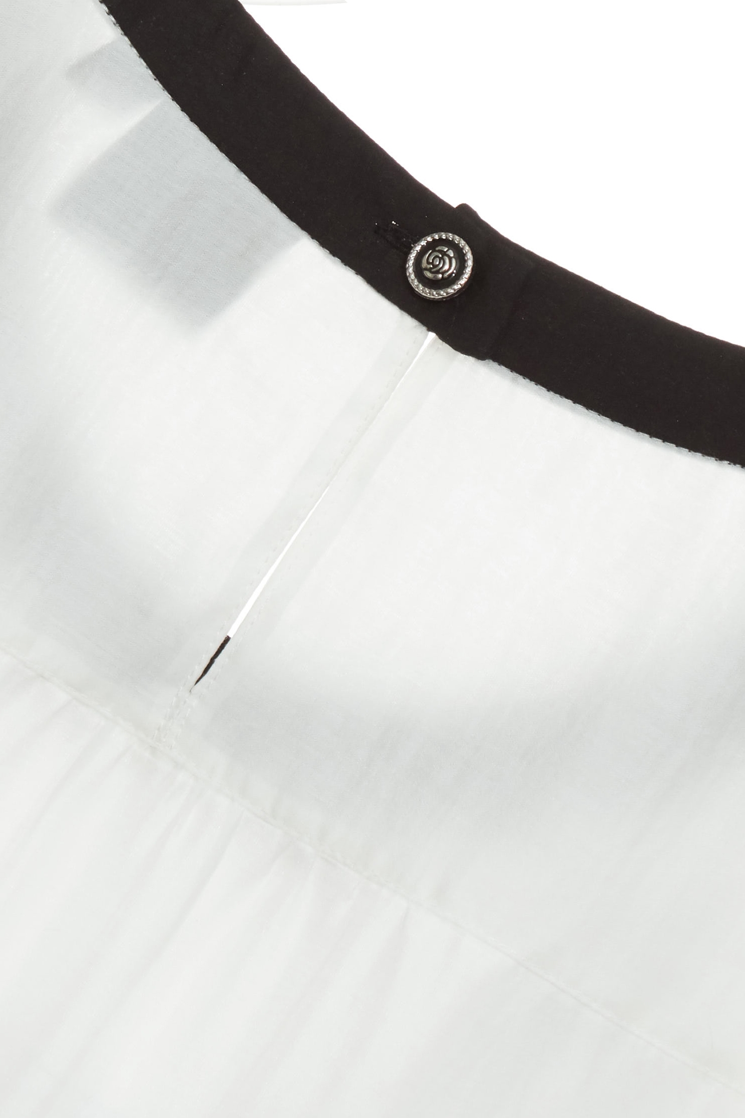 Floral Embroidery Short Sleeve TopFloral Embroidery Short Sleeve Top,Tops,Season (SS) Look,Back To Classic,Back To B/W