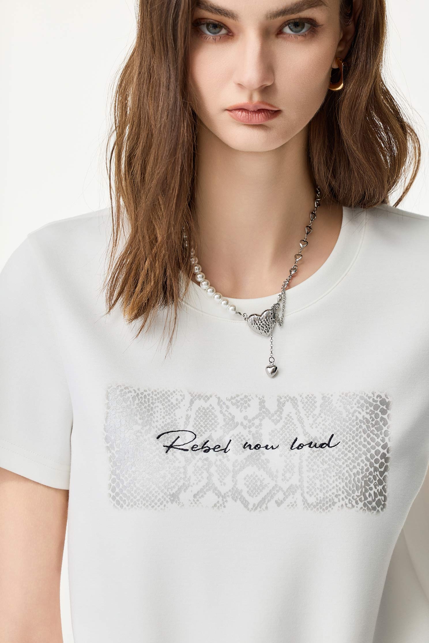 Front Slogan Cross Hem TeeFront Slogan Cross Hem Tee,T-shirts,Season (SS) Look,Embroidered