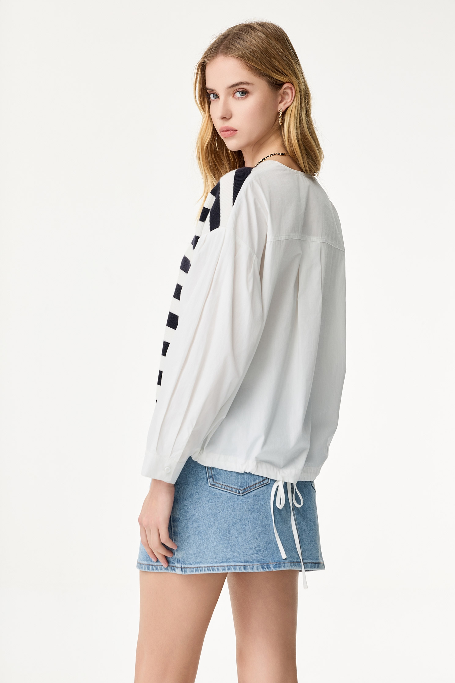 Navy Stripe V-neck Knit TopNavy Stripe V-neck Knit Top,V-Neck T shirts,Tops,Season (SS) Look,Blouses,Knitted,Knitted tops,Knitted tops