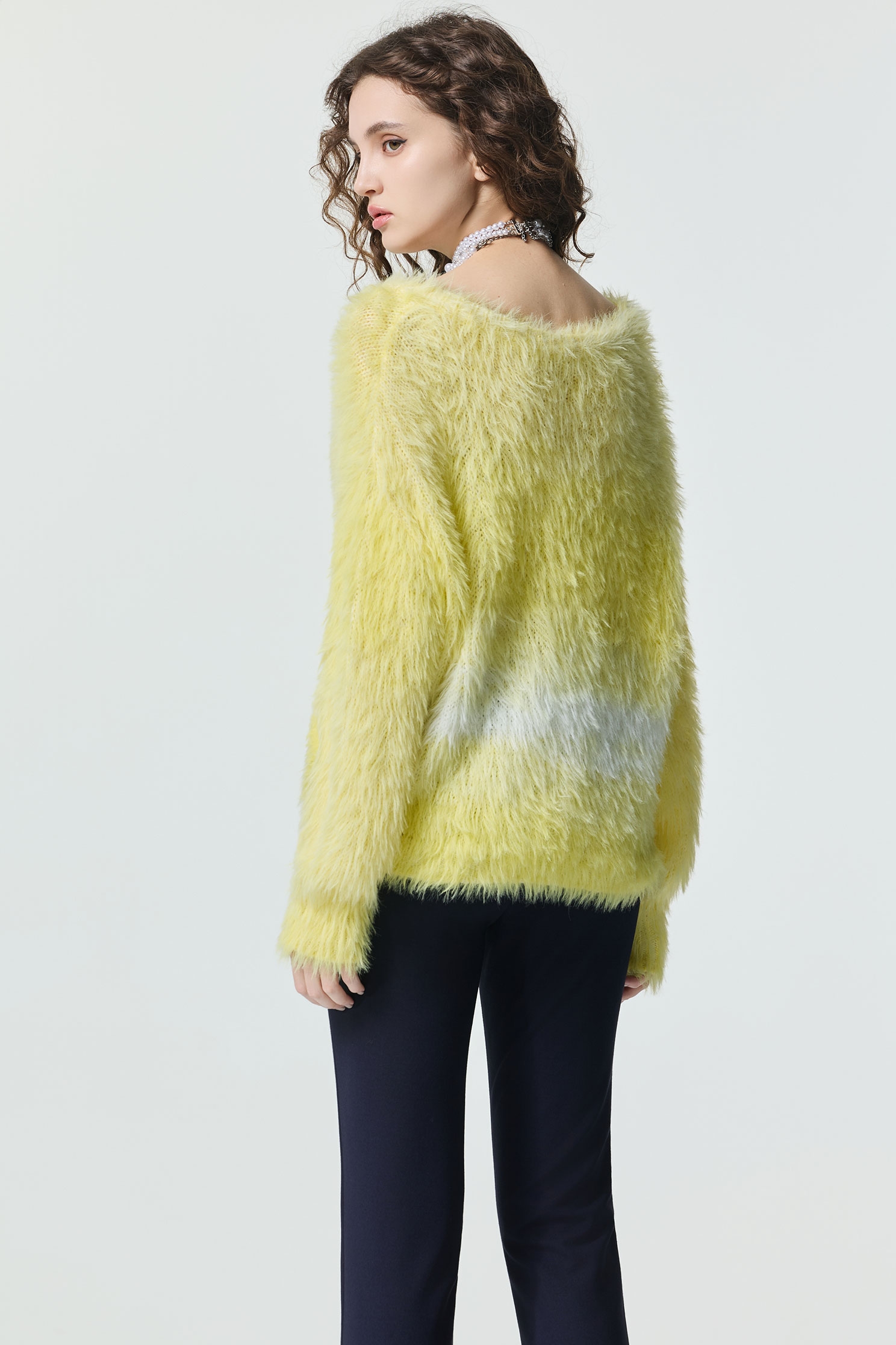 V-neck White Contrast Knit TopV-neck White Contrast Knit Top,Tops,Season (SS) Look,Knitted,Knitted tops