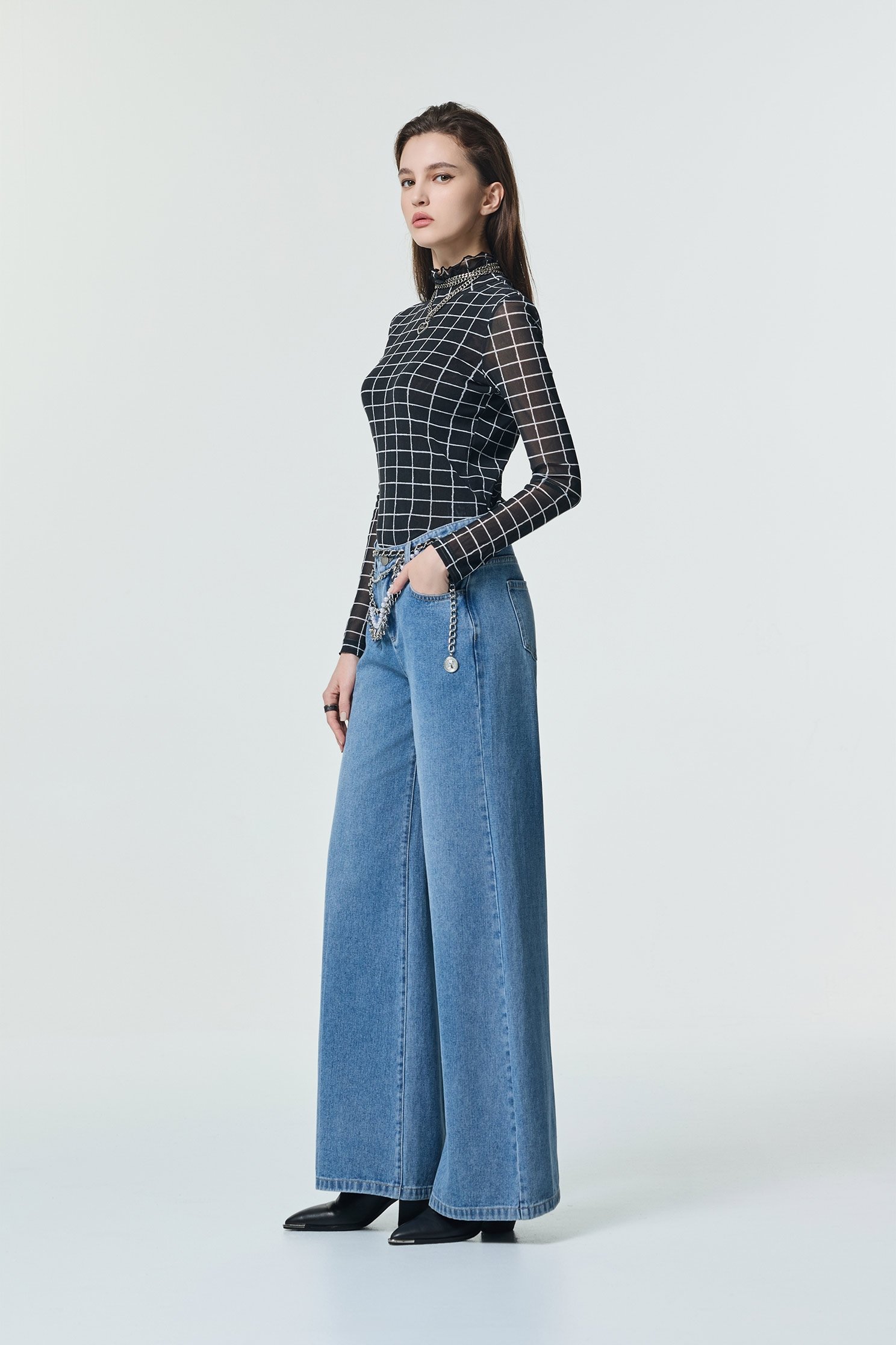 Classic Checkered Turtleneck topClassic Checkered Turtleneck top,Tops,Under shirts,Season (SS) Look