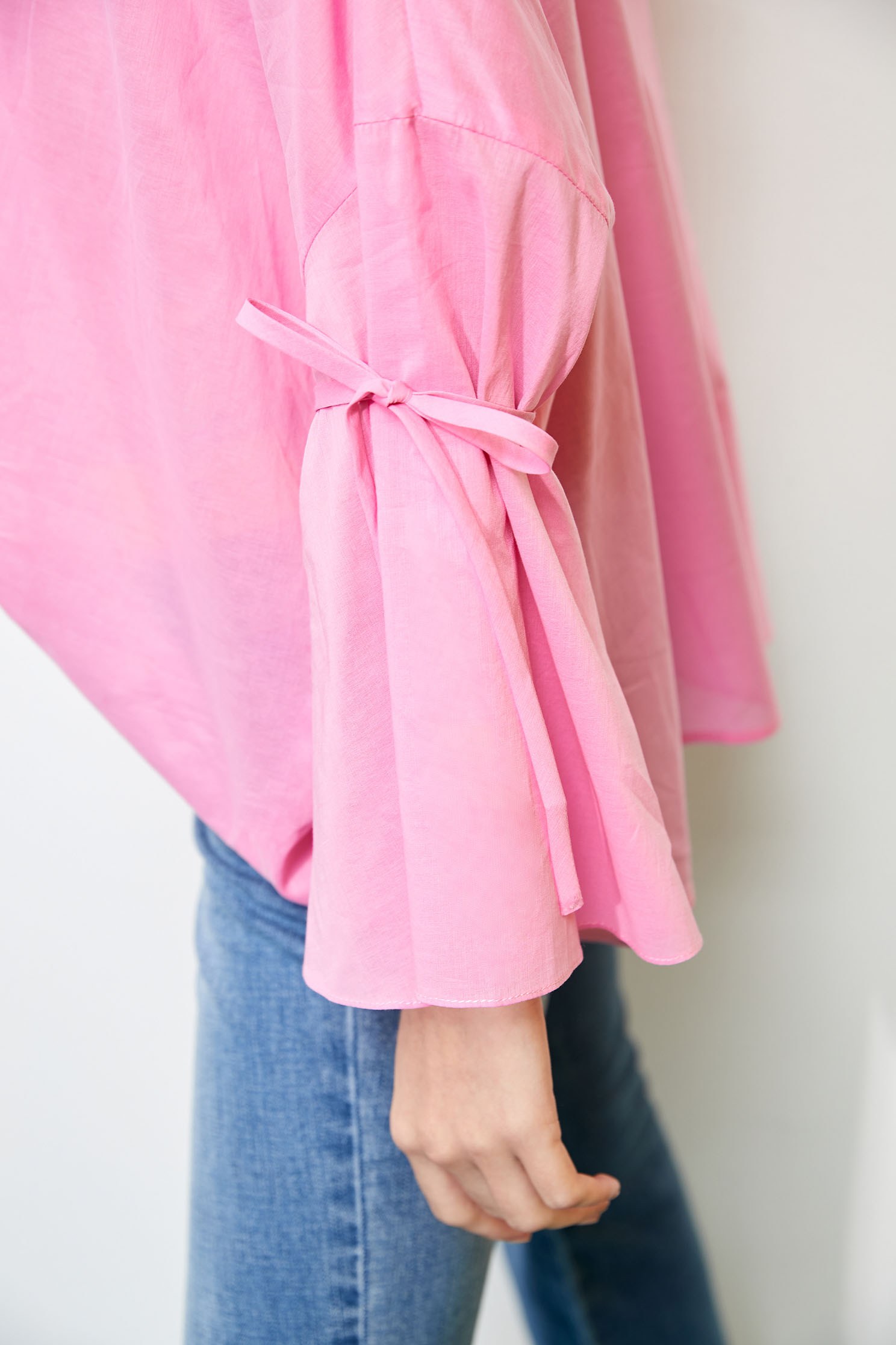 Oversize Cut Out Shoulder BlouseIrregular cut-out top,Tops,Queen,Season (SS) Look,iROO LIVE,Pink,Travel with BFF