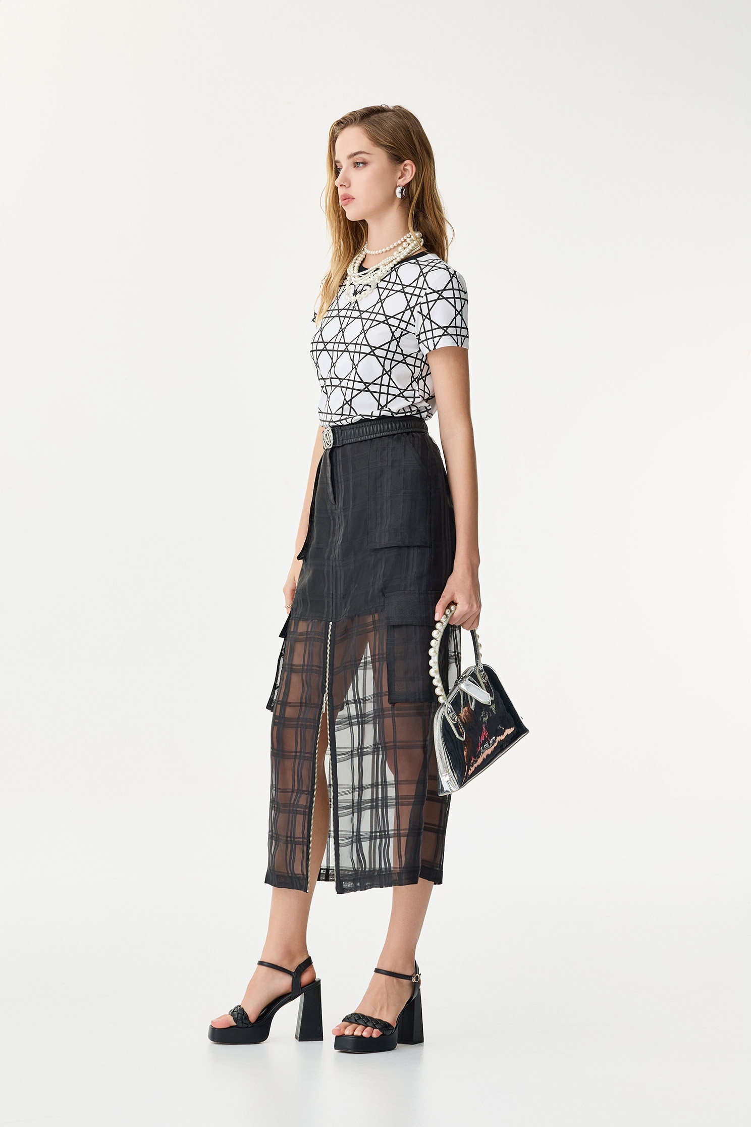 Short Sleeve Geomatric Print TeeShort Sleeve Geomatric Print Tee