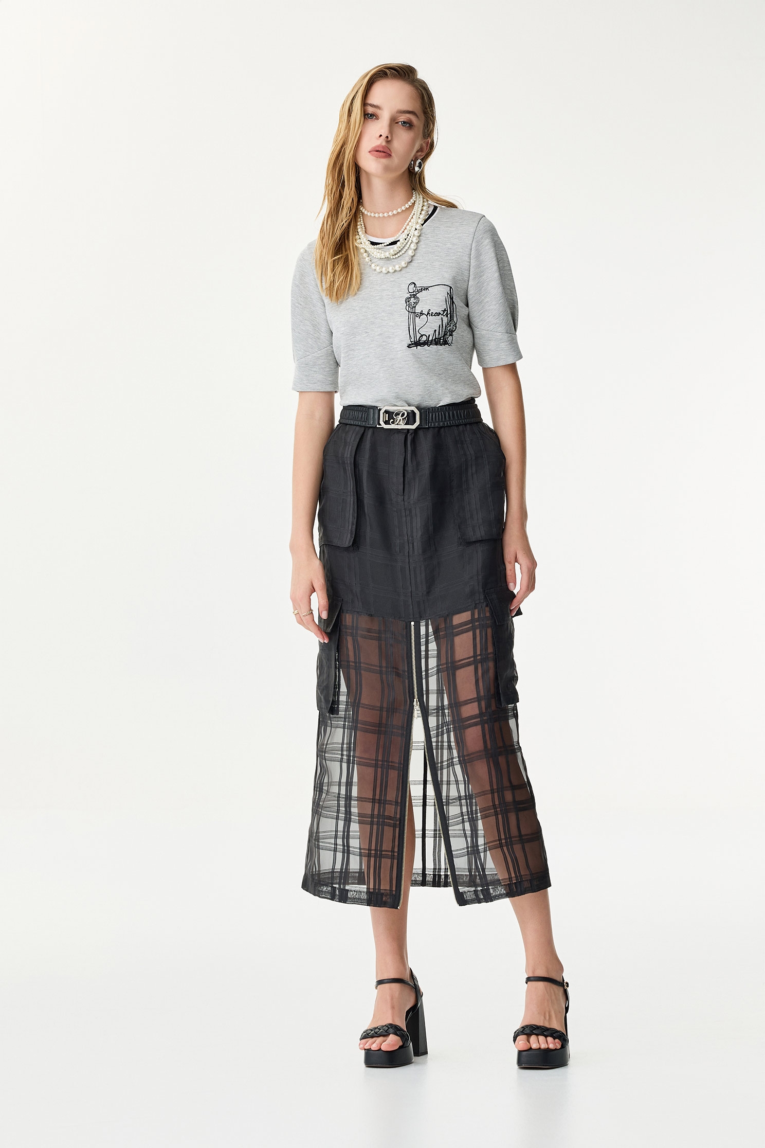 Graphic Embroidery Grey TeeGraphic Embroidery Grey Tee,Tops,Season (SS) Look,Embroidered