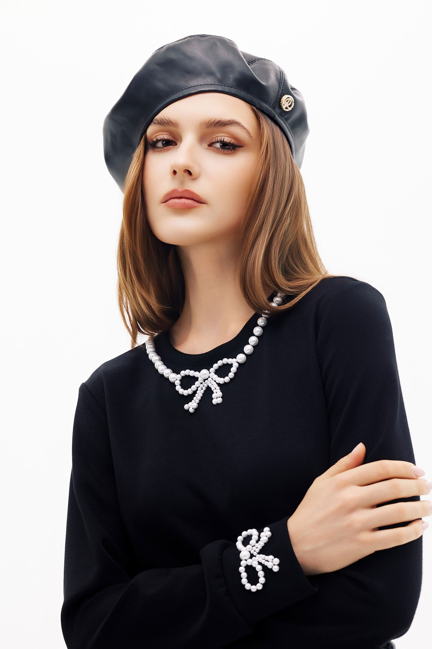 Pearl Applique Detail Long Sleeve TopPearl Applique Detail Long Sleeve Top,Office Looks,Tops,bestselling,Season (SS) Look,pearl,simple outfits,Valentine,bows,black tops
