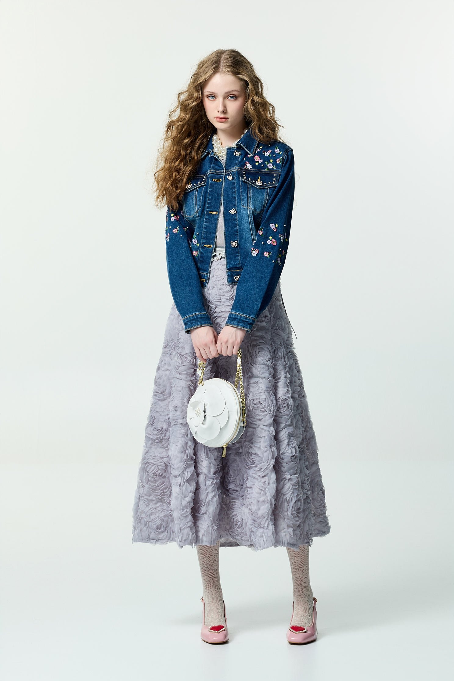 Floral Embroidery Denim JacketFloral Embroidery Denim Jacket,Jackets,Embroidered,Outerwear,Denim,Denim Jackets,pearl,Season (AW) Look