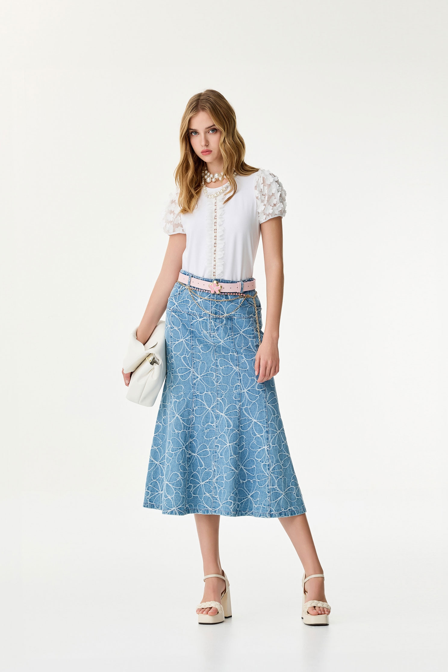 Floral Embroidery Denim Fishtail SkirtFloral Embroidery Denim Fishtail Skirt,Season (SS) Look,Denim,Denim skirts