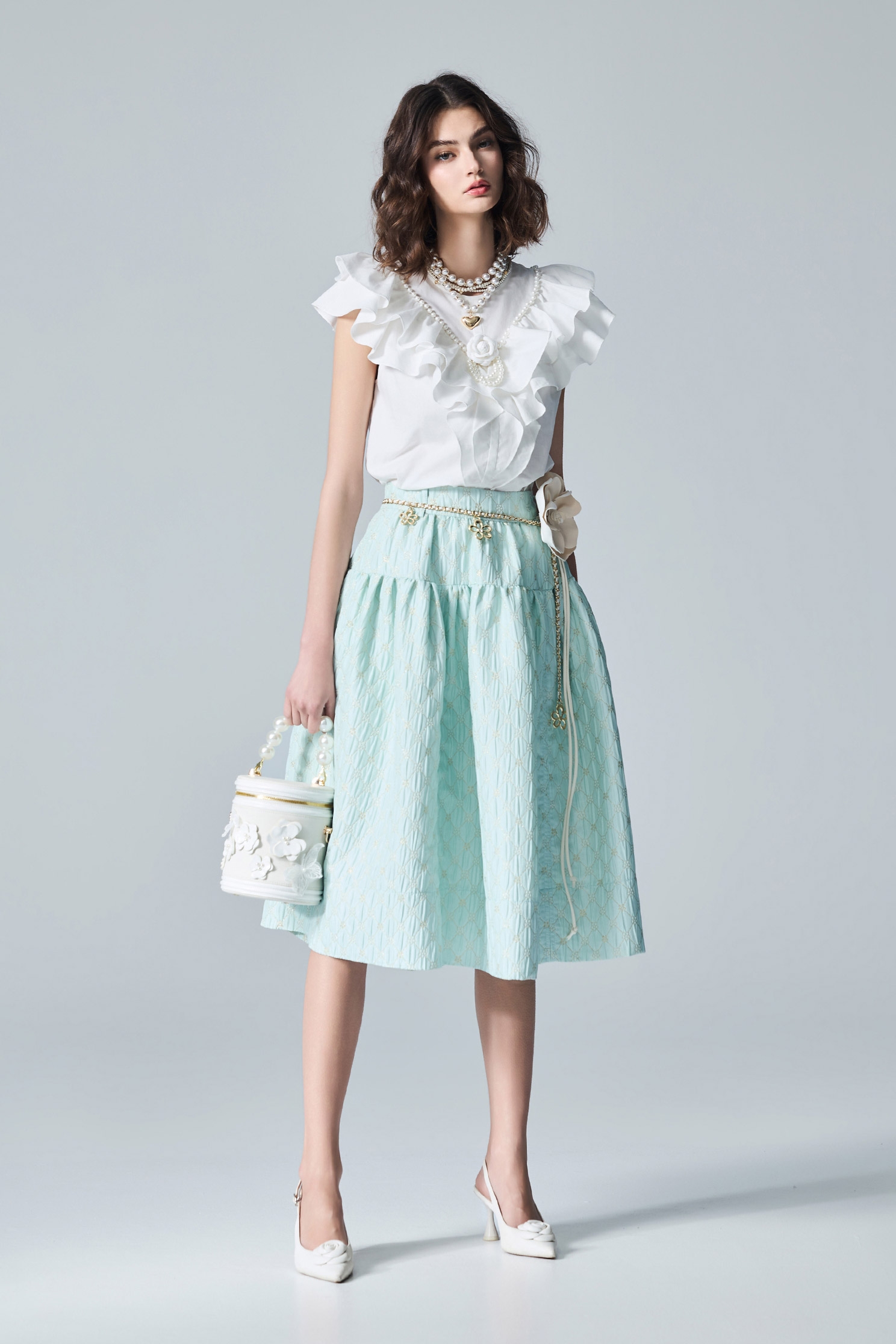 Gold Floral Motif Midi Skirt With Detachable Floral BroochGold Floral Motif Midi Skirt With Detachable Floral Brooch,Season (AW) Look,Midi skirts