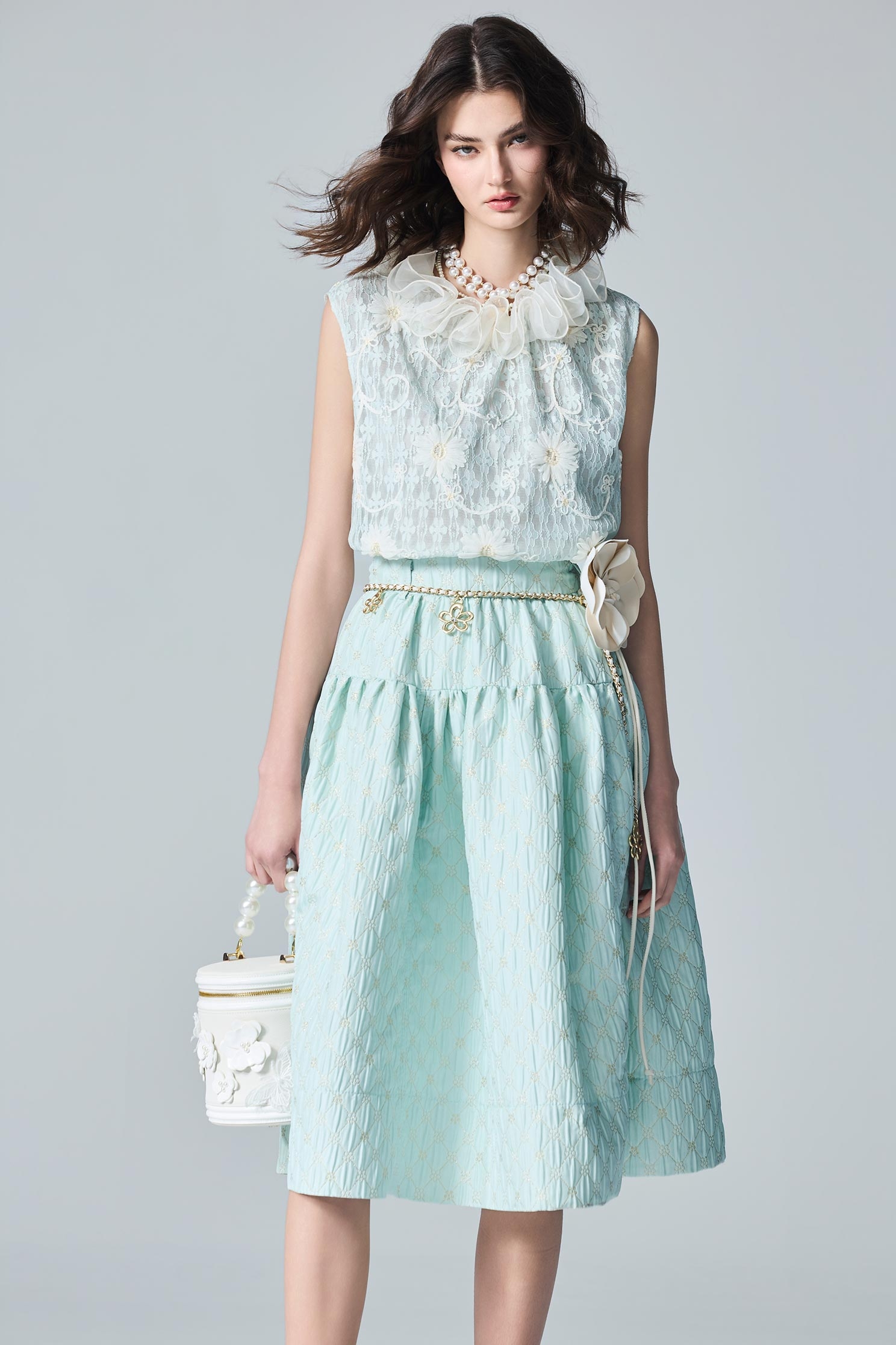 Gold Floral Motif Midi Skirt With Detachable Floral BroochGold Floral Motif Midi Skirt With Detachable Floral Brooch,Season (AW) Look,Midi skirts