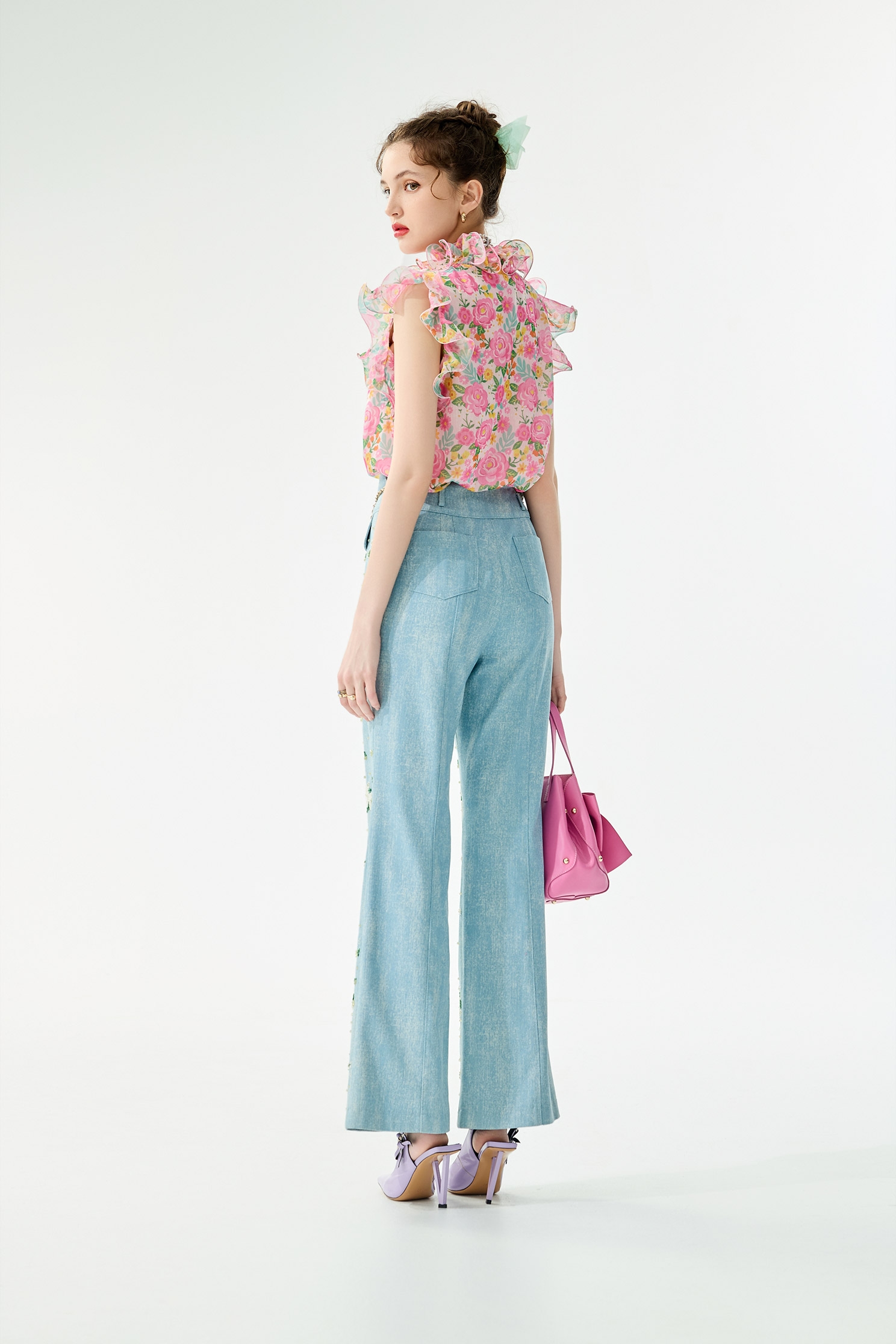 Beaded Floral Detail Wide Leg JeansBeaded Floral Detail Wide Leg Jeans,Bell-bottoms,Season (SS) Look,pants