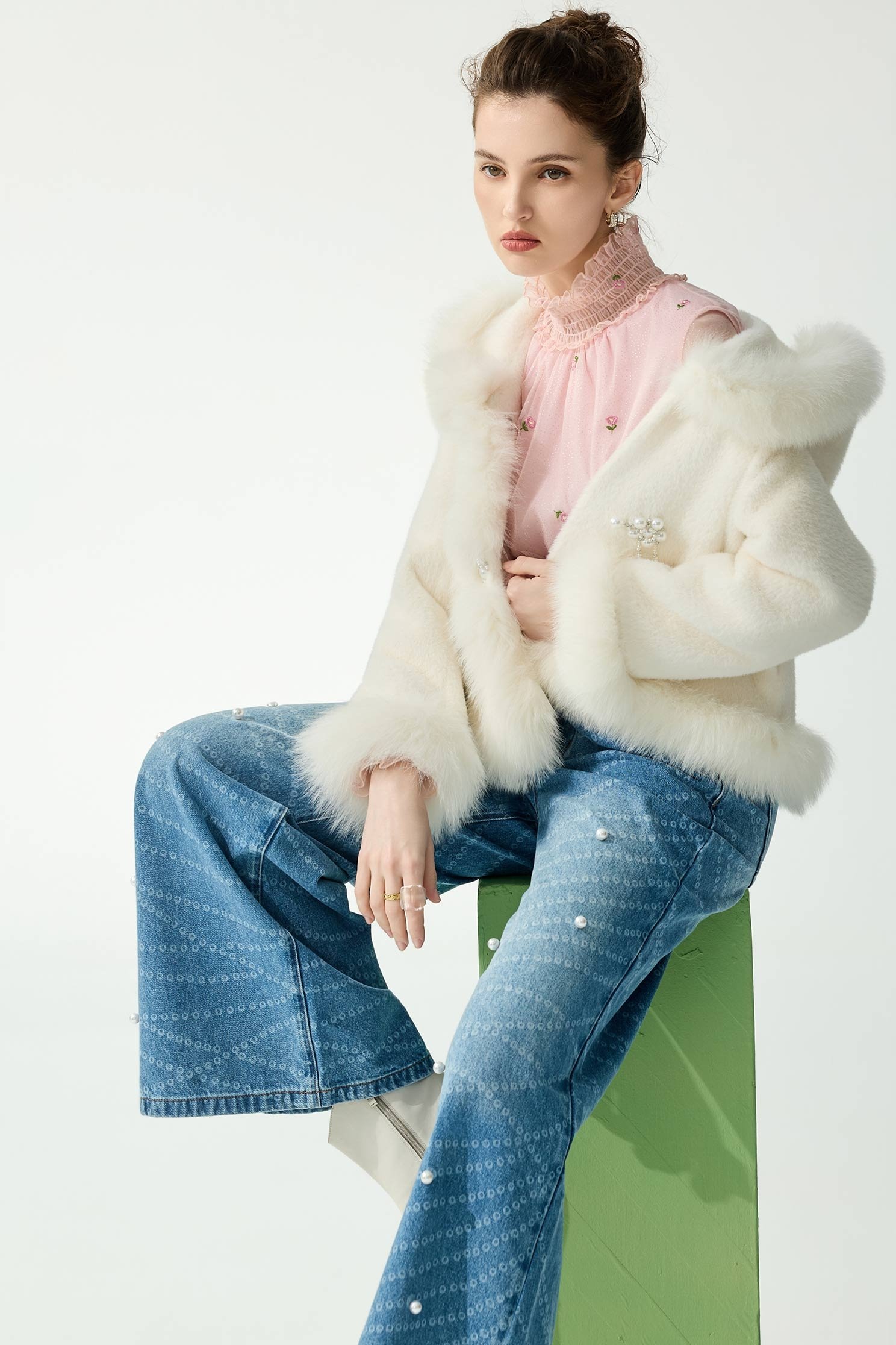 Pearl Graphic Print Straight Cut JeansPearl Graphic Print Straight Cut Jeans,Culottes,Season (SS) Look,Denim,Jeans,pearl,pants,Necklaces