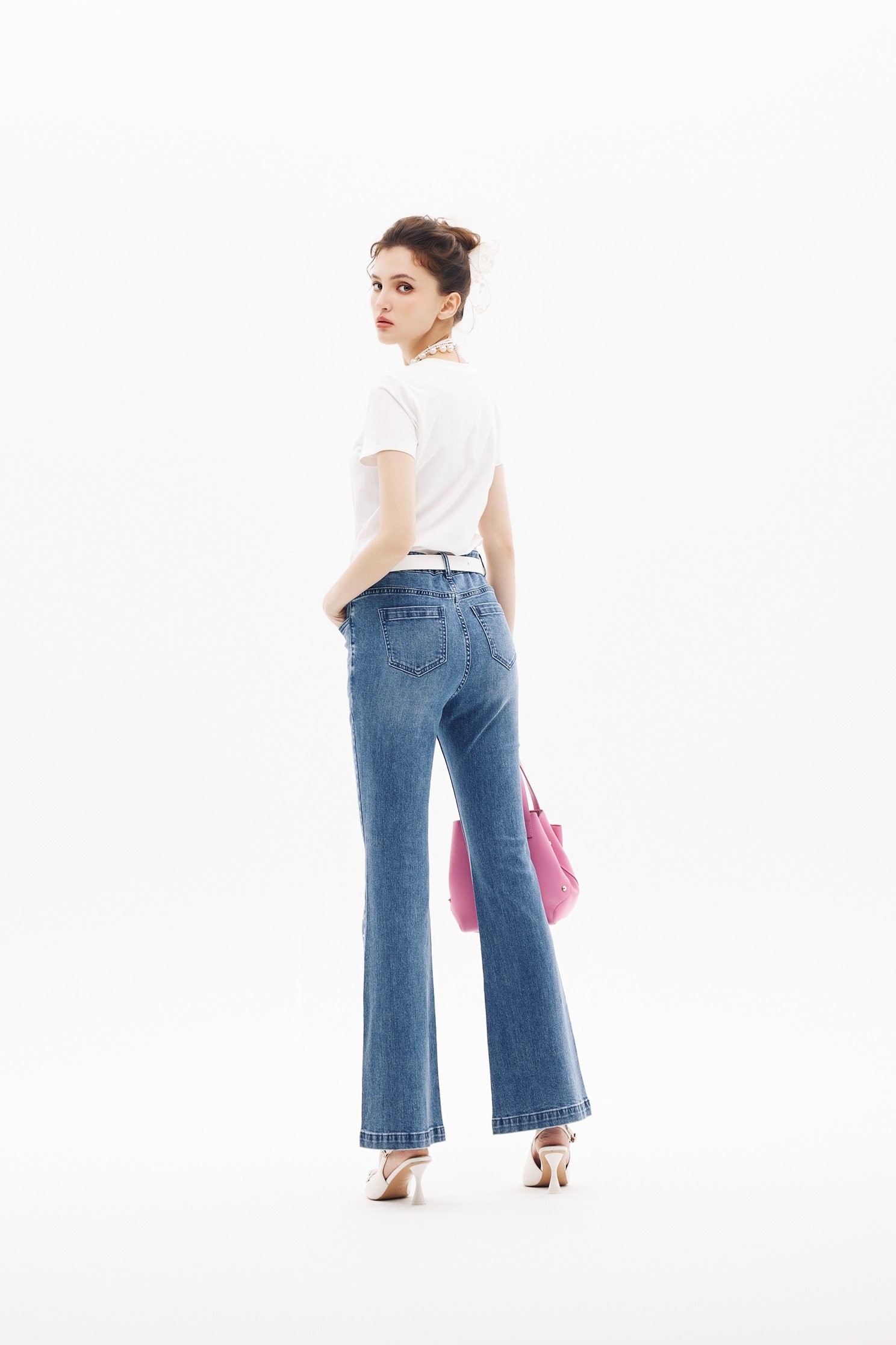 Sequin Detail Boot Leg JeansSequin Detail Boot Leg Jeans,Season (SS) Look,Denim,Jeans,pants
