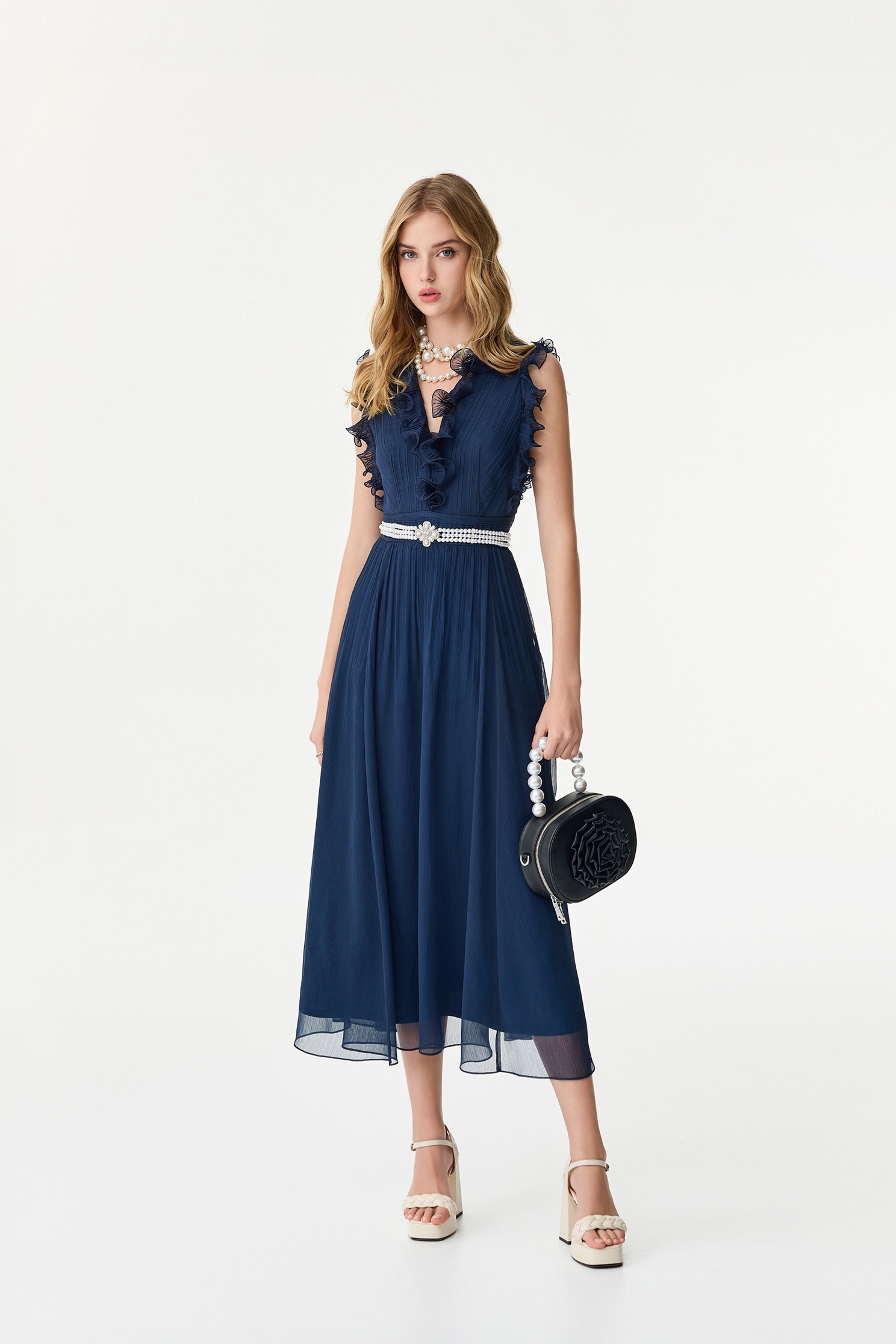 Ruffle Detail Chiffon DressRuffle Detail Chiffon Dress,V-neck dresses,cocktaildresses,Season (SS) Look,Stripe,Evening dresses,Chiffon,Chiffon dresses