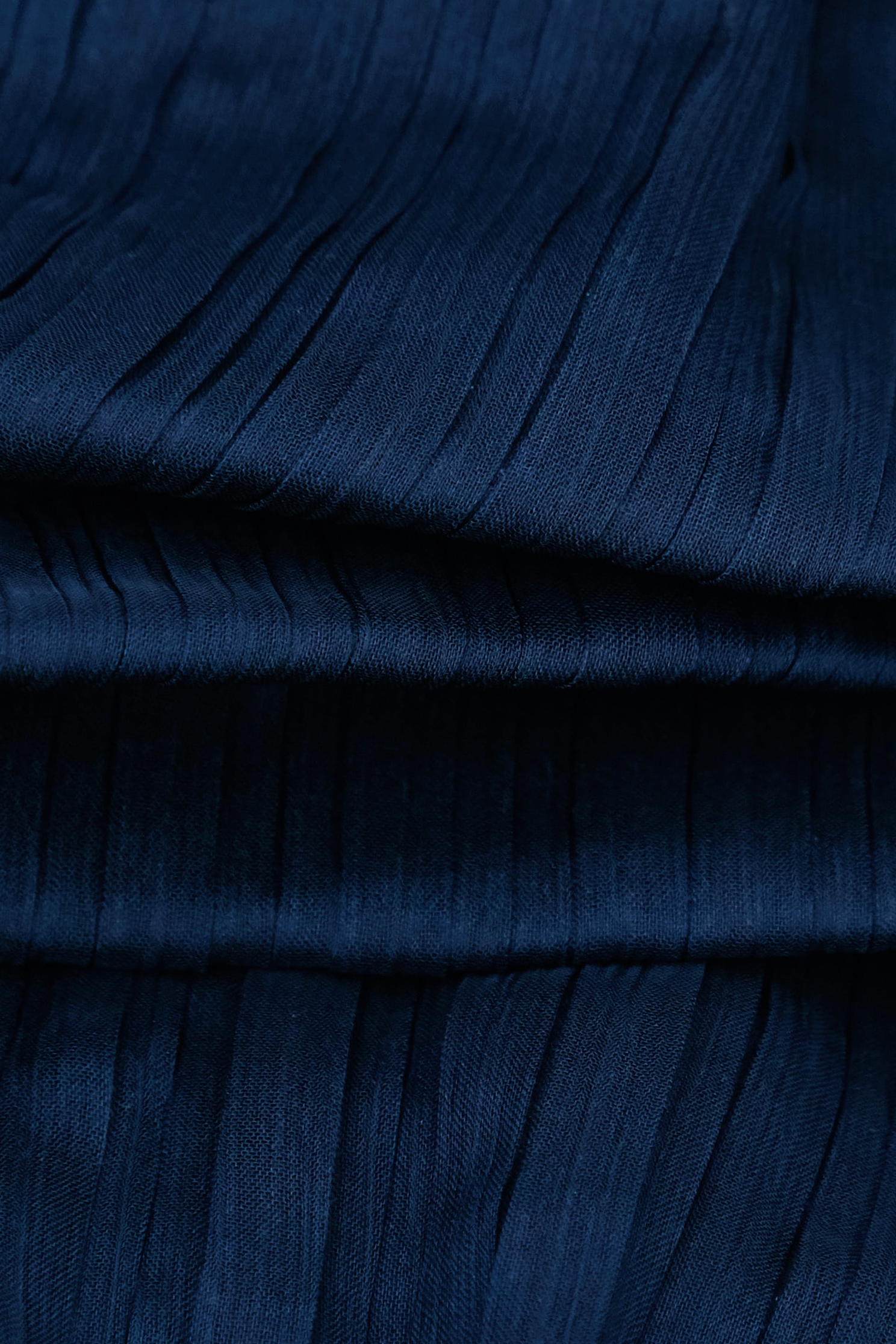 Ruffle Detail Chiffon DressRuffle Detail Chiffon Dress,V-neck dresses,cocktaildresses,Season (SS) Look,Stripe,Evening dresses,Chiffon,Chiffon dresses