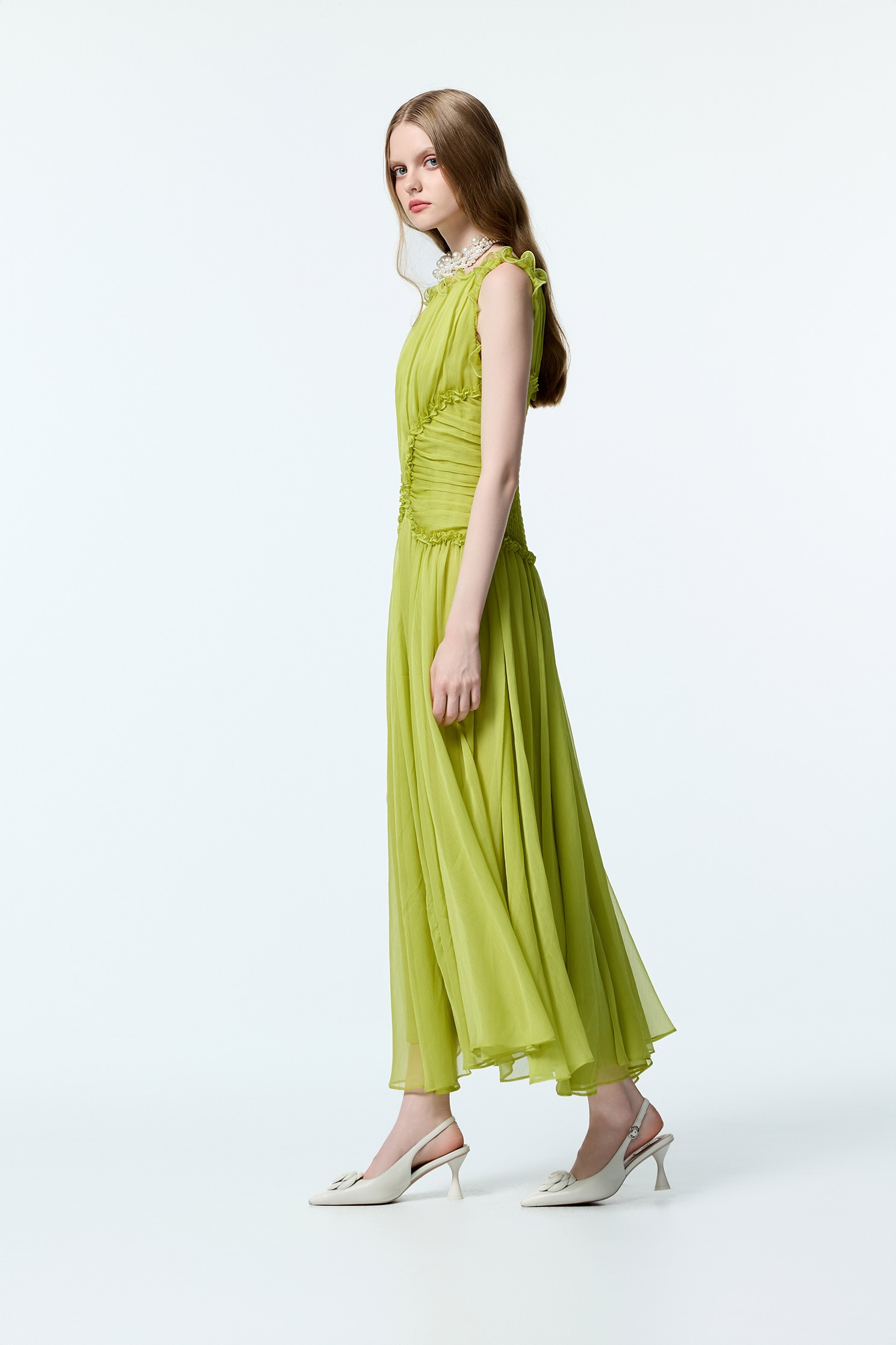 Pleated Detail Sleeveless Chiffon Maxi DressPleated Detail Sleeveless Chiffon Maxi Dress,Dresses,Chiffon dresses,Season (SS) Look,City Feminine,Chiffon,Chiffon dresses