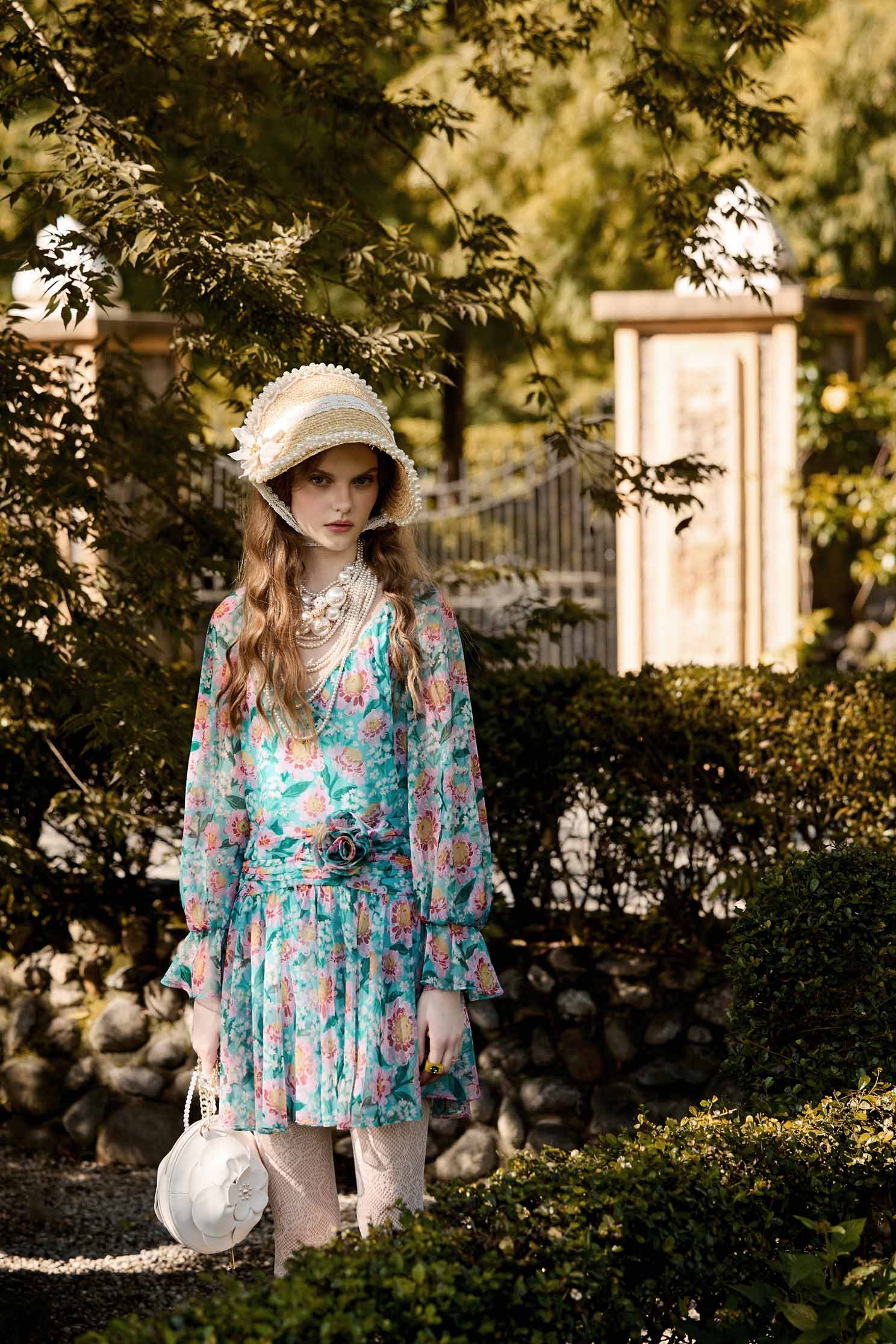 Floral Print Long Sleeve Short DressFloral Print Long Sleeve Short Dress,V-neck dresses,Embroidered,Printed dresses,Chiffon dresses,Season (AW) Look,blossoms,Chiffon,Chiffon dresses