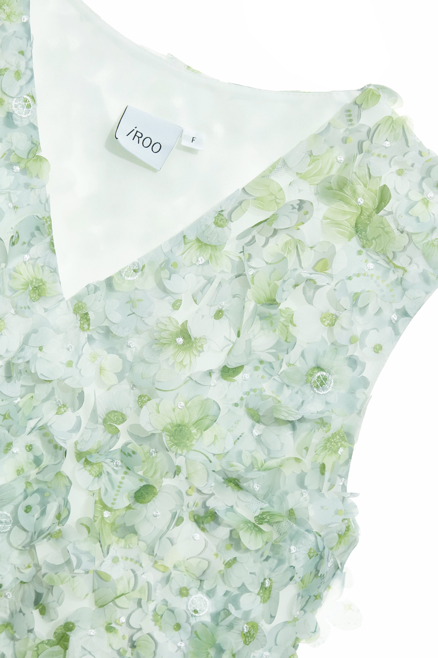 V-neck 3-D Floral Detail VestV-neck 3-D Floral Detail Vest,sleeveless tops,Tops,Embroidered,Season (SS) Look,Mesh fabric,Embroidered,sleeveless tops