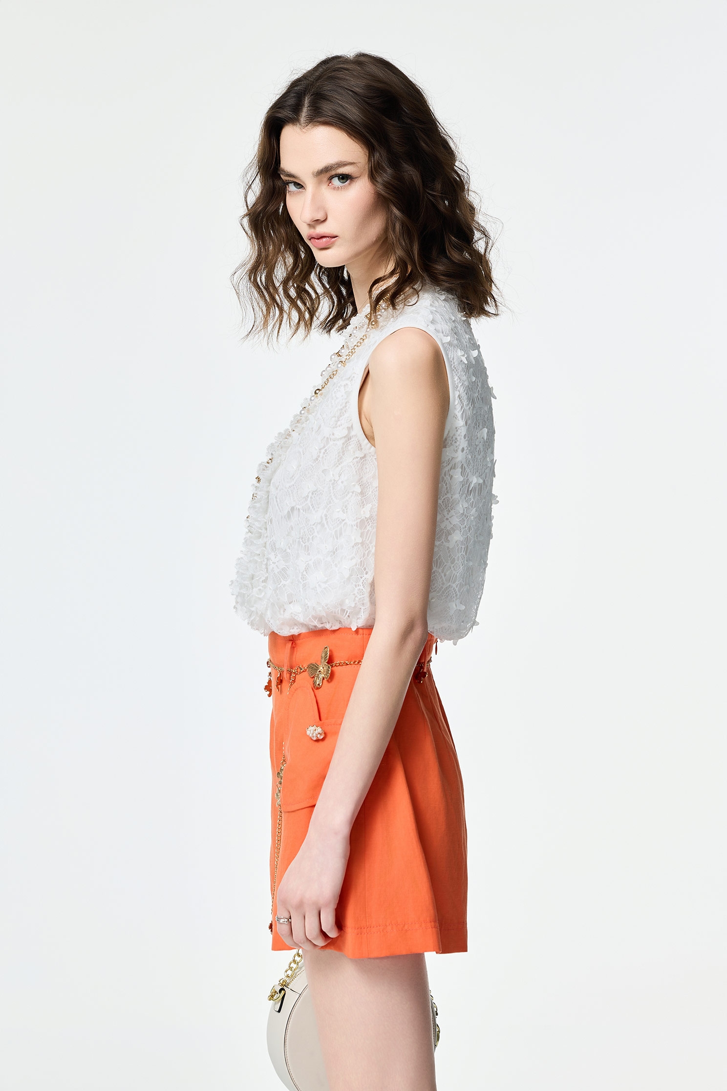 Butterfly Detail Ruffle Lace VestButterfly Detail Ruffle Lace Vest,sleeveless tops,Tops,Embroidered,Season (SS) Look,City Feminine,White tops,sleeveless tops,Lace