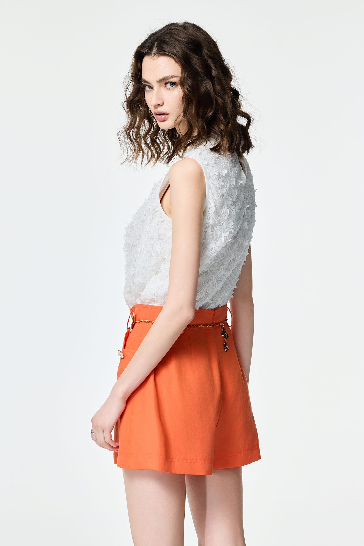 Butterfly Detail Ruffle Lace VestButterfly Detail Ruffle Lace Vest,sleeveless tops,Tops,Embroidered,Season (SS) Look,City Feminine,White tops,sleeveless tops,Lace