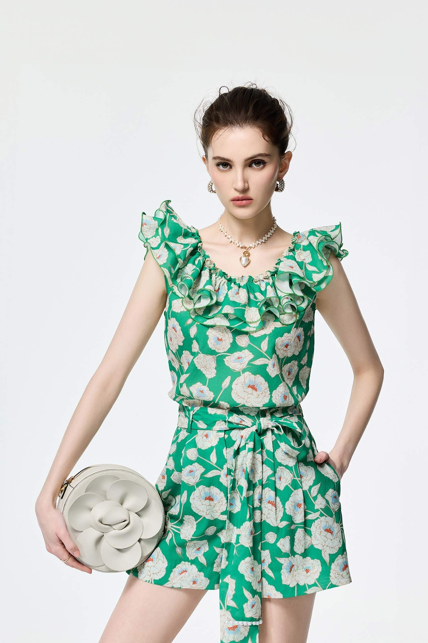 Floral Print Ruffle Neckline VestFloral Print Ruffle Neckline Vest,sleeveless tops,Tops,Season (SS) Look,co-ord sets,sleeveless tops,City Feminine,sleeveless tops,blossoms,bows,upperclass