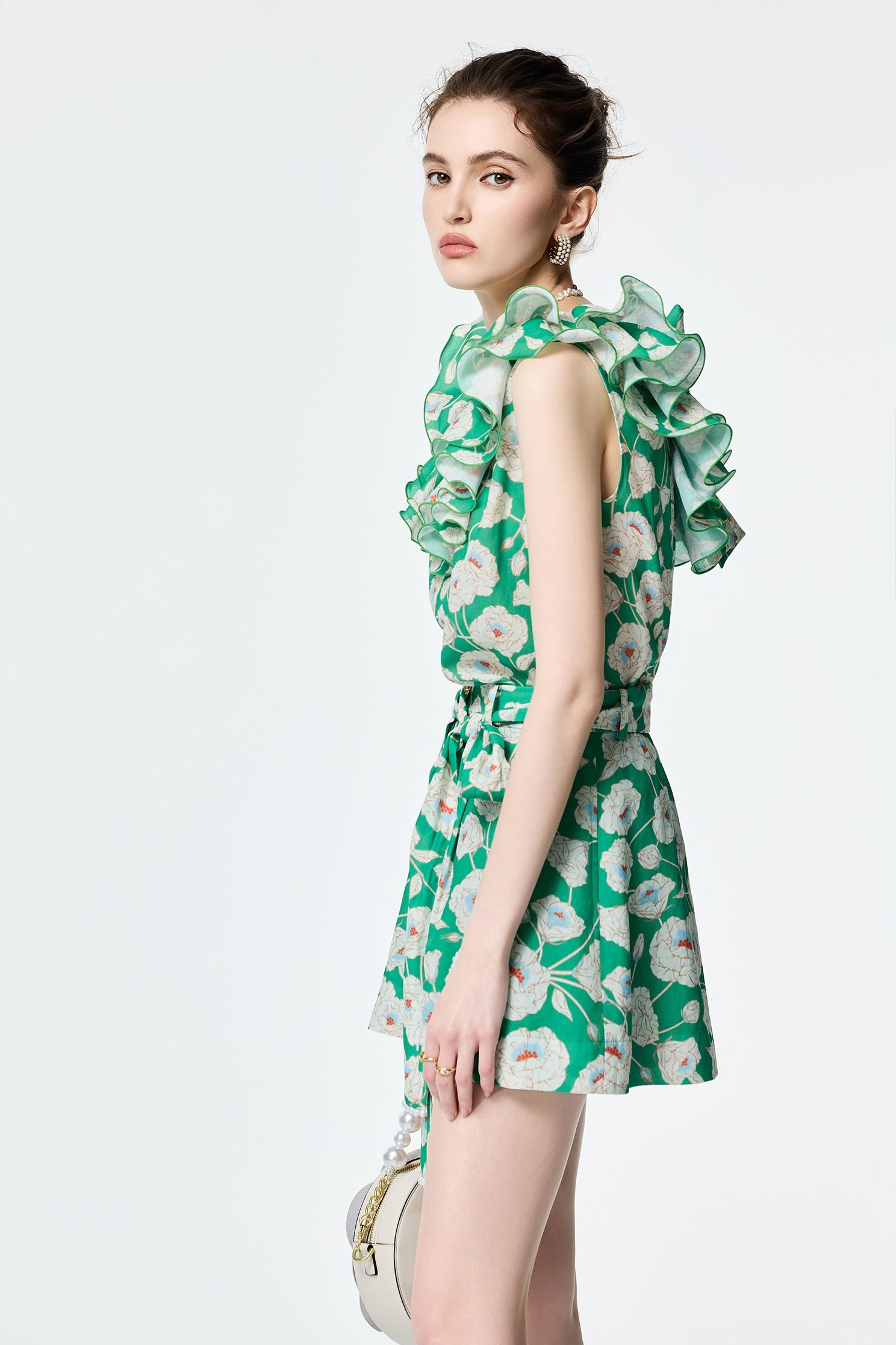 Floral Print Ruffle Neckline VestFloral Print Ruffle Neckline Vest,sleeveless tops,Tops,Season (SS) Look,co-ord sets,sleeveless tops,City Feminine,sleeveless tops,blossoms,bows,upperclass