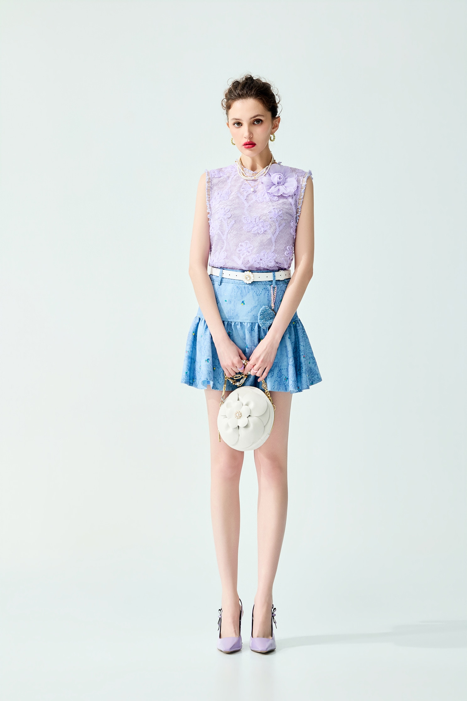 Floral Brooch Detail Lace Vest,sleeveless tops,Tops,Season (SS) Look,sleeveless tops,Lace