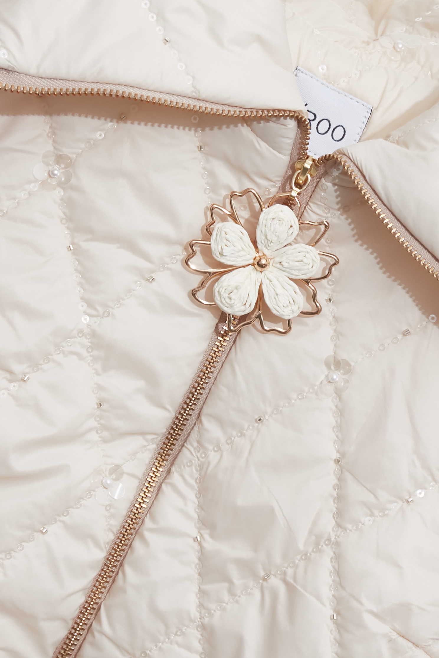 Quilted Sequin VestQuilted Sequin Vest,sleeveless tops,Outerwear,co-ord sets,Plaid,sleeveless tops,Season (AW) Look,Valentine,sleeveless tops,Belts