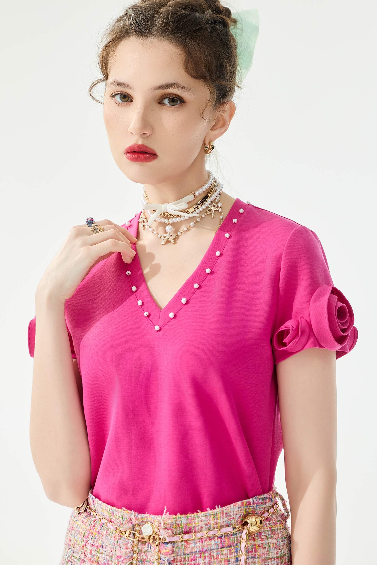 V-neck Tee with 3-D Rose Sleeve DetailV-neck Tee with 3-D Rose Sleeve Detail,Tops,Season (SS) Look,pearl