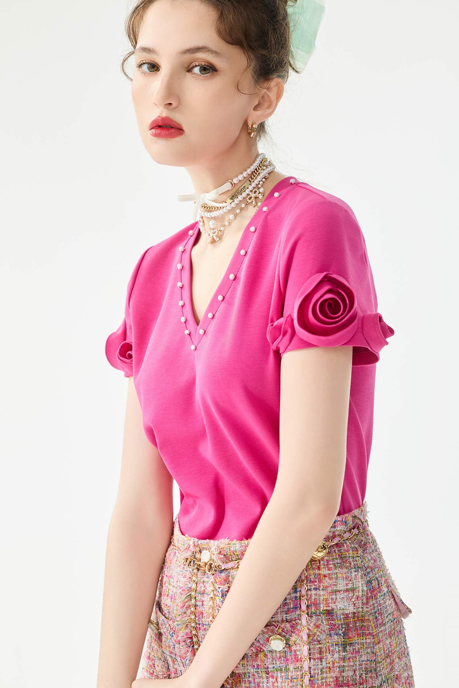 V-neck Tee with 3-D Rose Sleeve DetailV-neck Tee with 3-D Rose Sleeve Detail,Tops,Season (SS) Look,pearl
